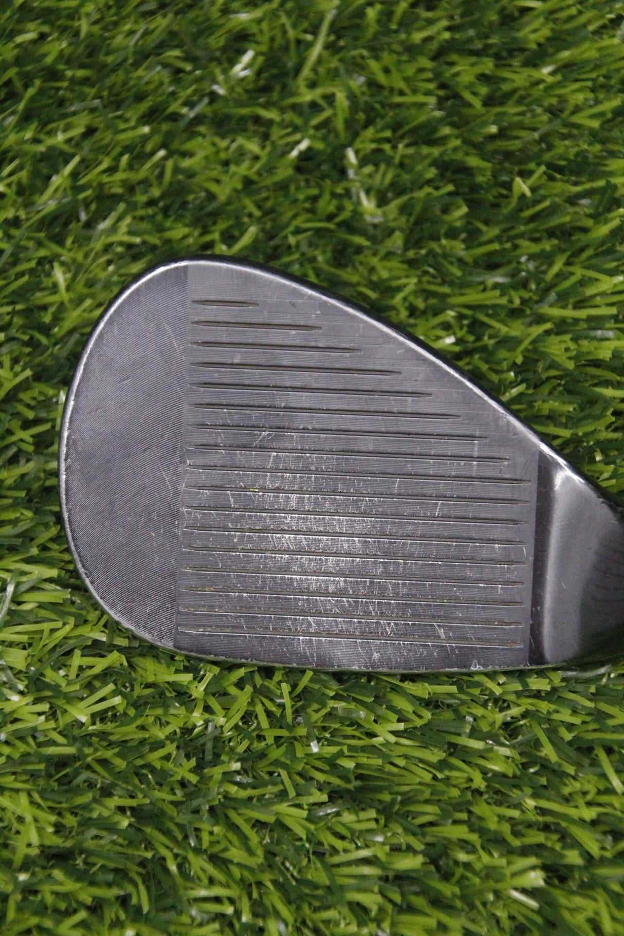 Titleist Vokey SM8 Slate Blue LW Wedge Flex 35.25"