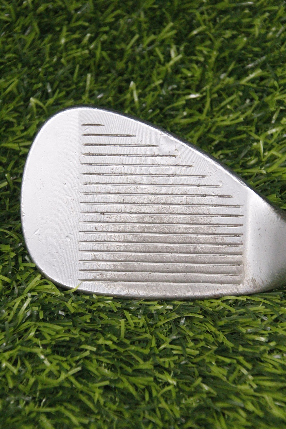 Titleist Vokey Spin Milled SM4 Chrome 56° SW Wedge Flex 35.5"