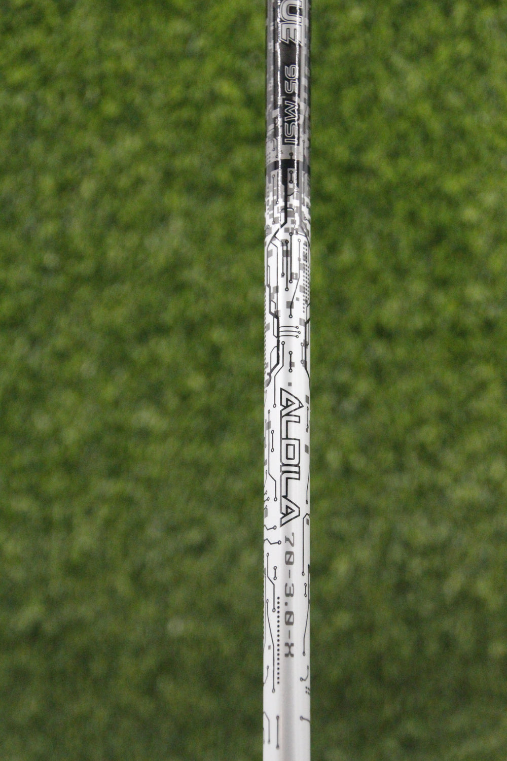 Lefty Titleist 915 D2 9.5° Driver XS Flex 44.75"