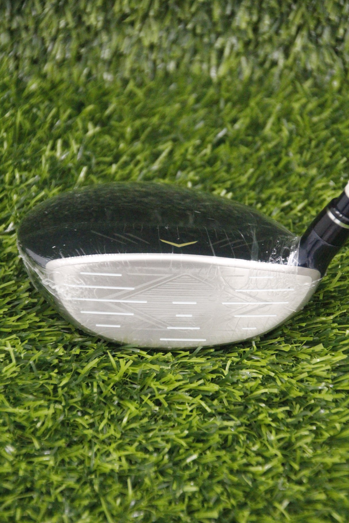 NEW XXIO 12 18° 5 Wood R Flex 42.25" w/ HC