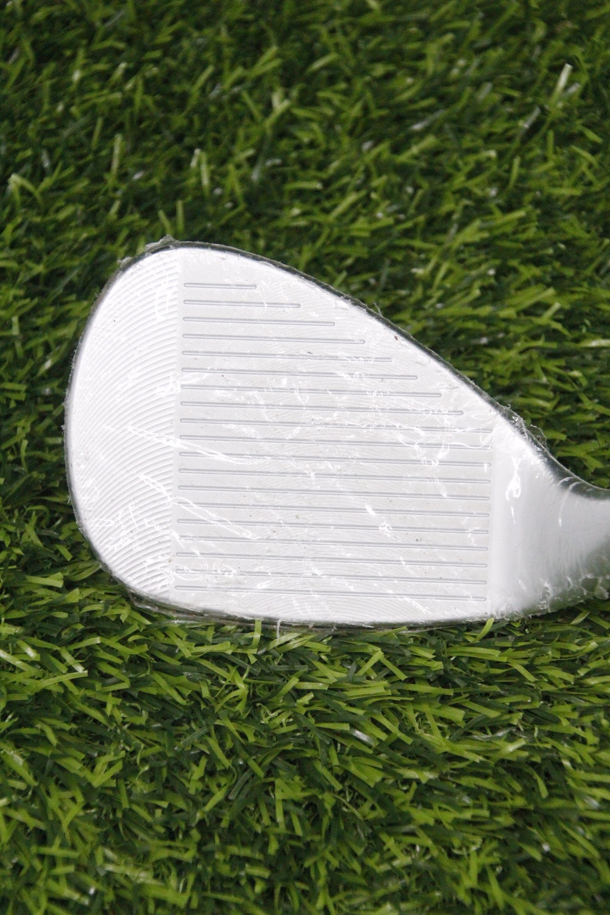 NEW Cleveland CBX Zipcore 56° LW Wedge Flex 35.5"