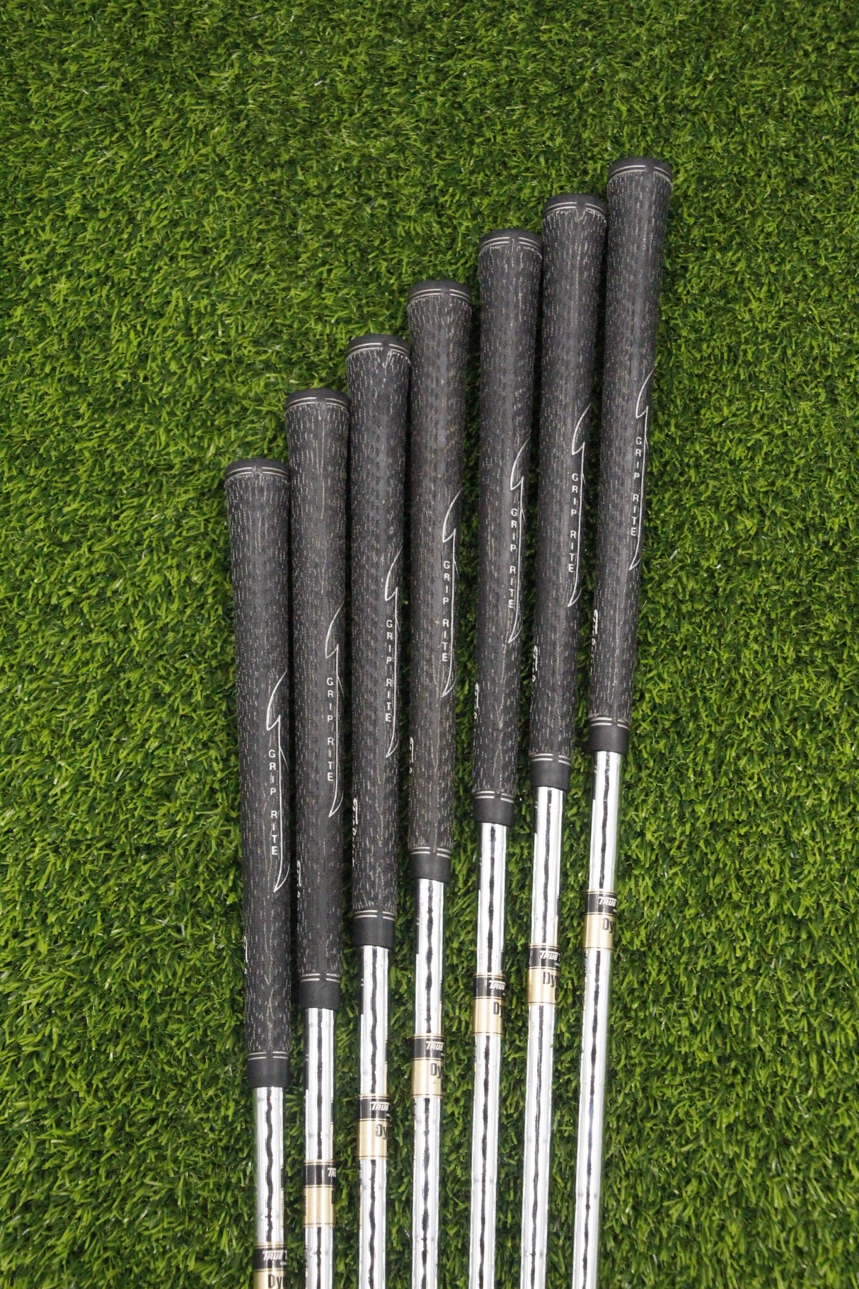 Titleist 690.MB Forged Iron Set 4-PW S Flex Std Length