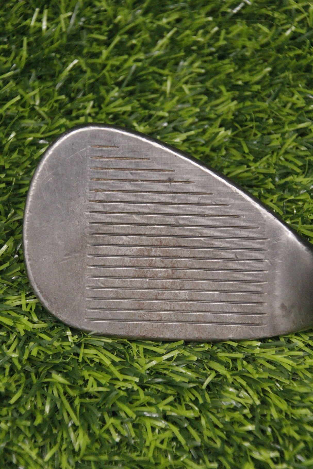 Titleist Vokey SM7 Jet Black 56° SW Wedge Flex 35.75"