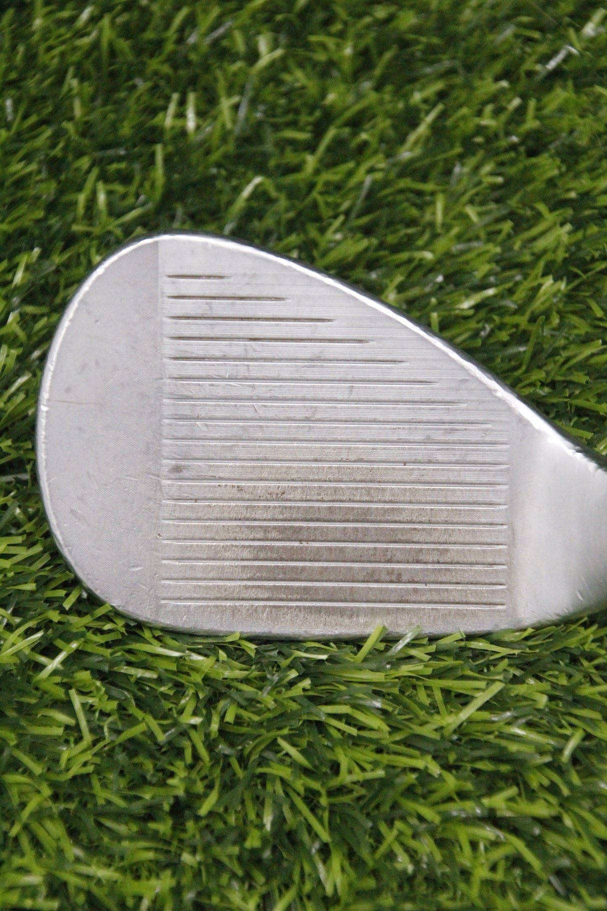 Titleist Vokey SM8 Tour Chrome 54° SW Wedge Flex 35.5"