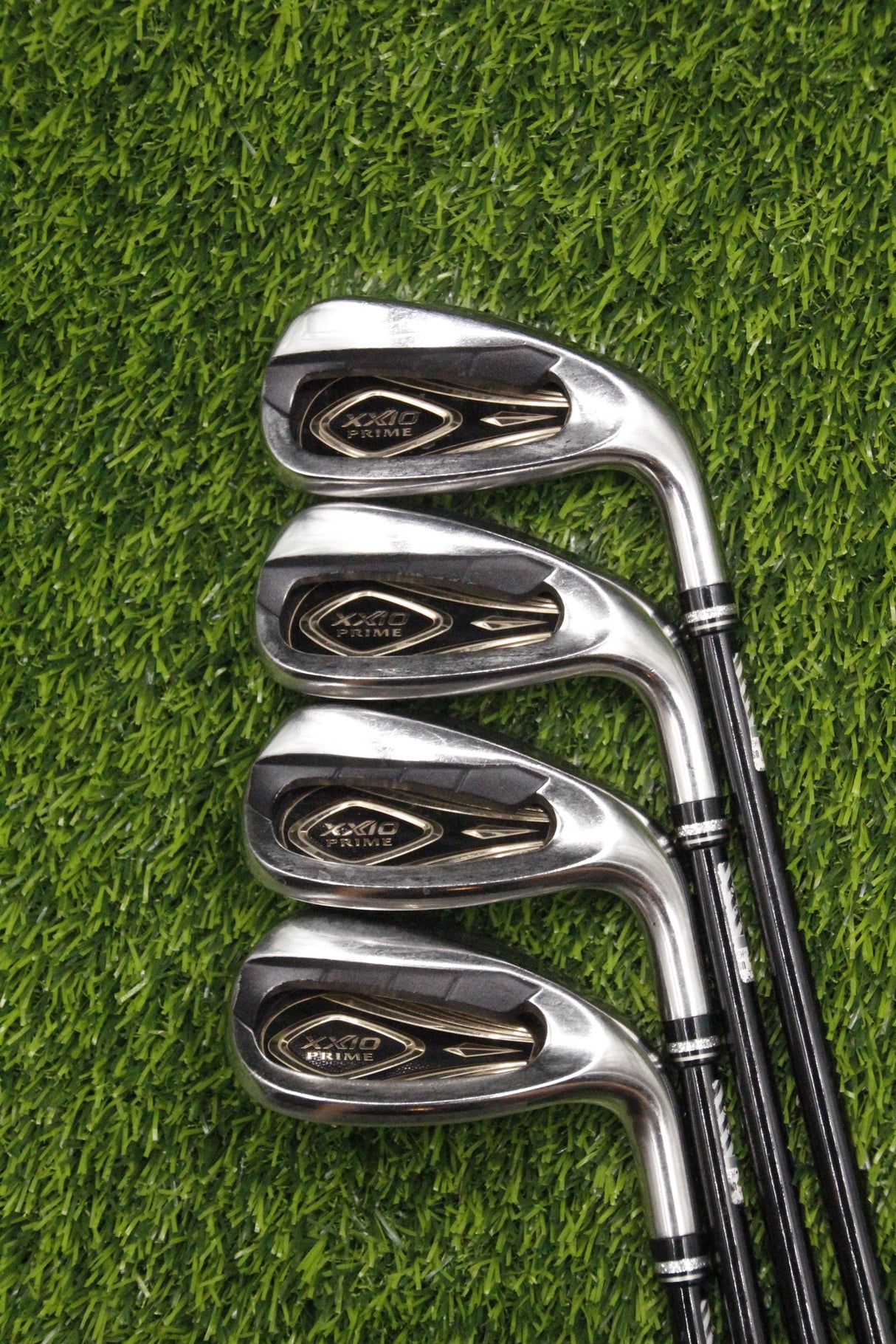 WOMEN XXIO Prime 11 Iron Set 8-PW AW L Flex Std Length
