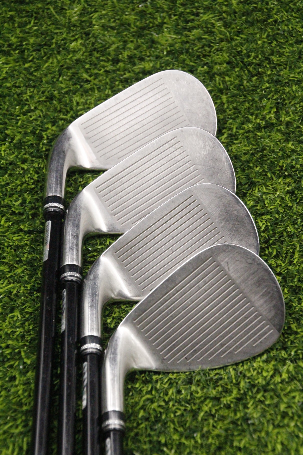 WOMEN XXIO Prime 11 Iron Set 8-PW AW L Flex Std Length