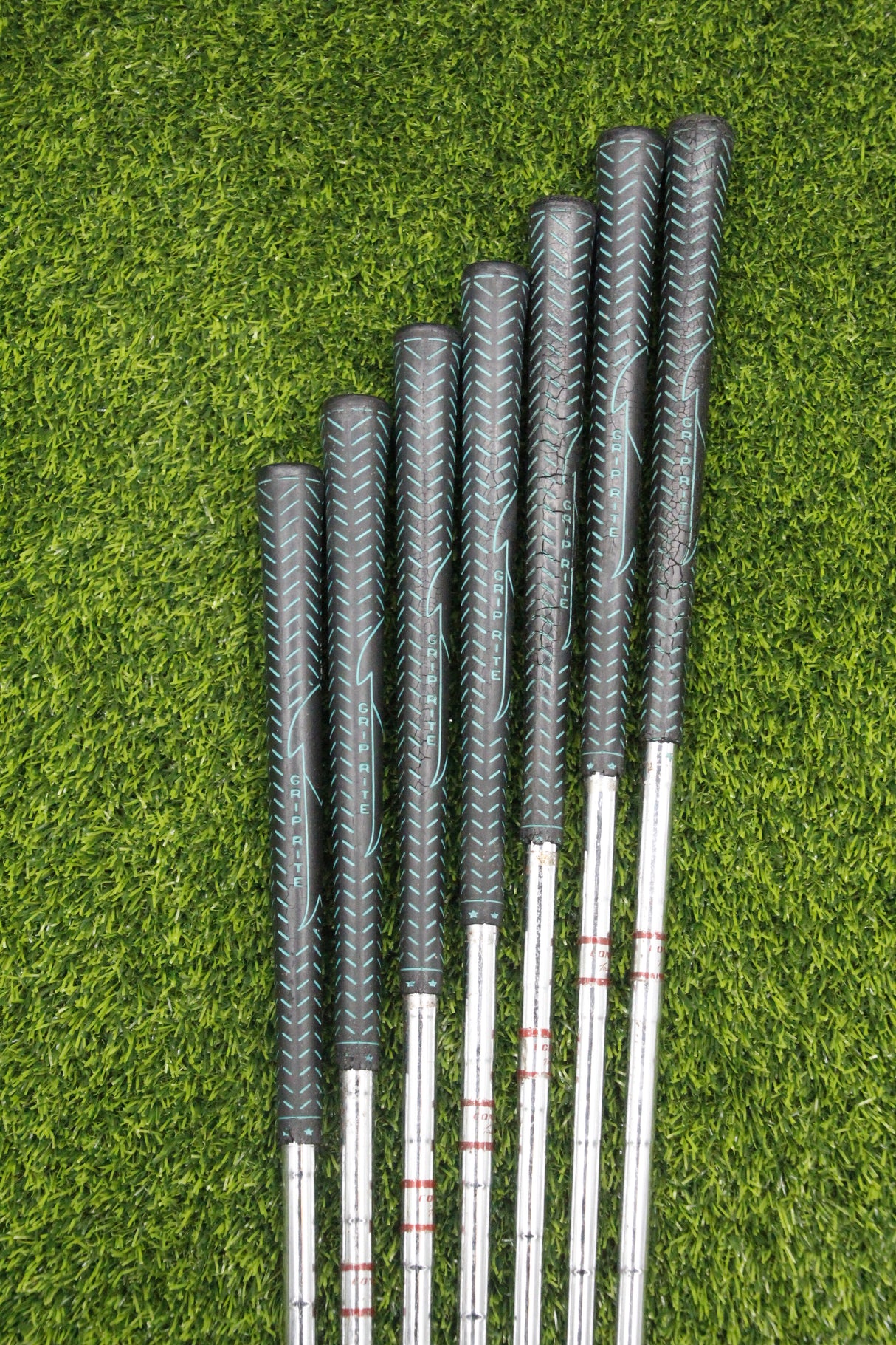 Tommy Armour Concept 2 Iron Set 3-8i PW R Flex Std Length