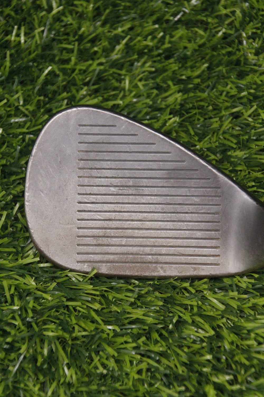 TaylorMade Milled Grind Black 56° SW R Plus Flex 35.5"