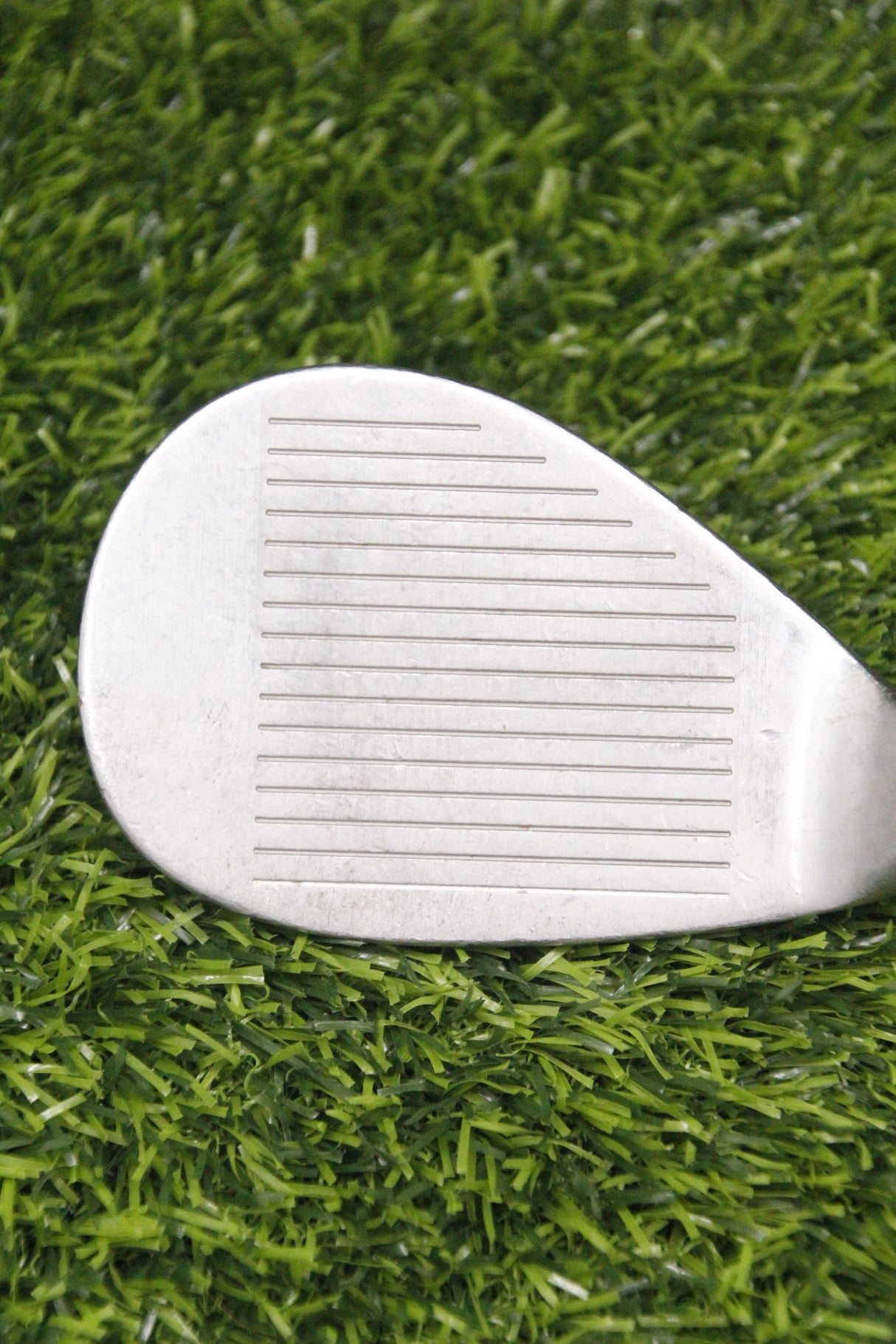 XE1 The Ultimate Sandwedge 59° LW Wedge Flex 35.5"