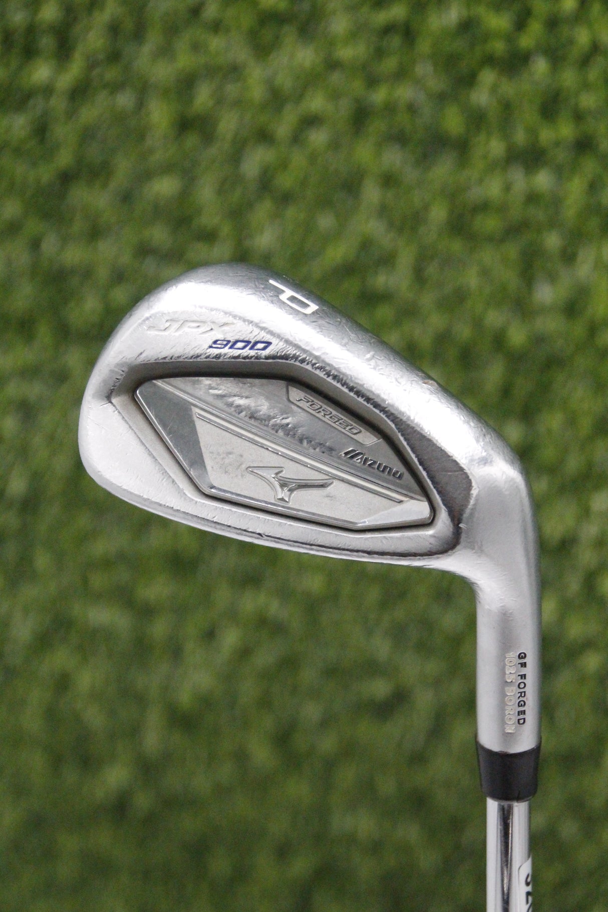 Mizuno JPX 900 PW 35.75"