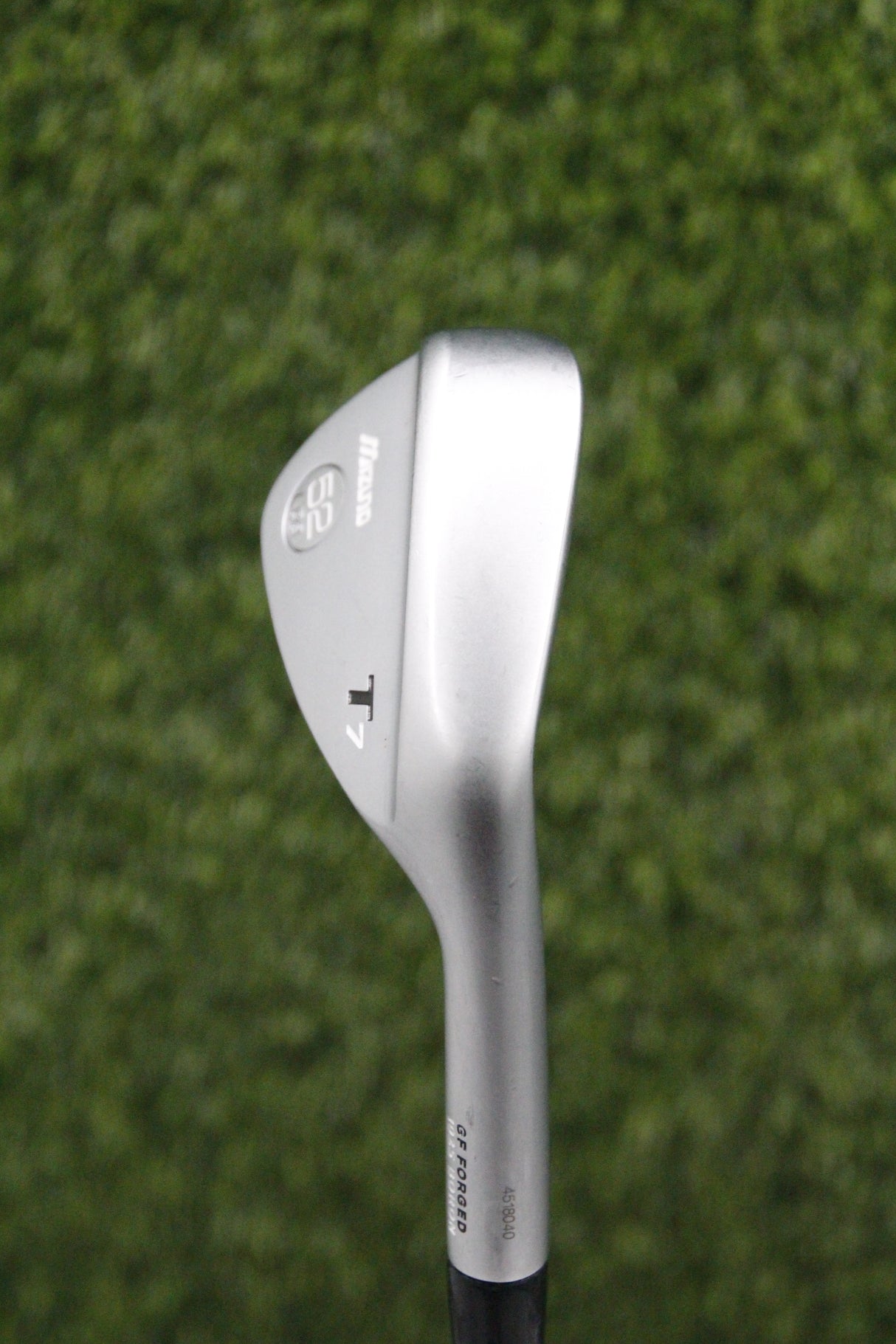 Mizuno T7 White Satin 52° GW SR Flex 35.75"