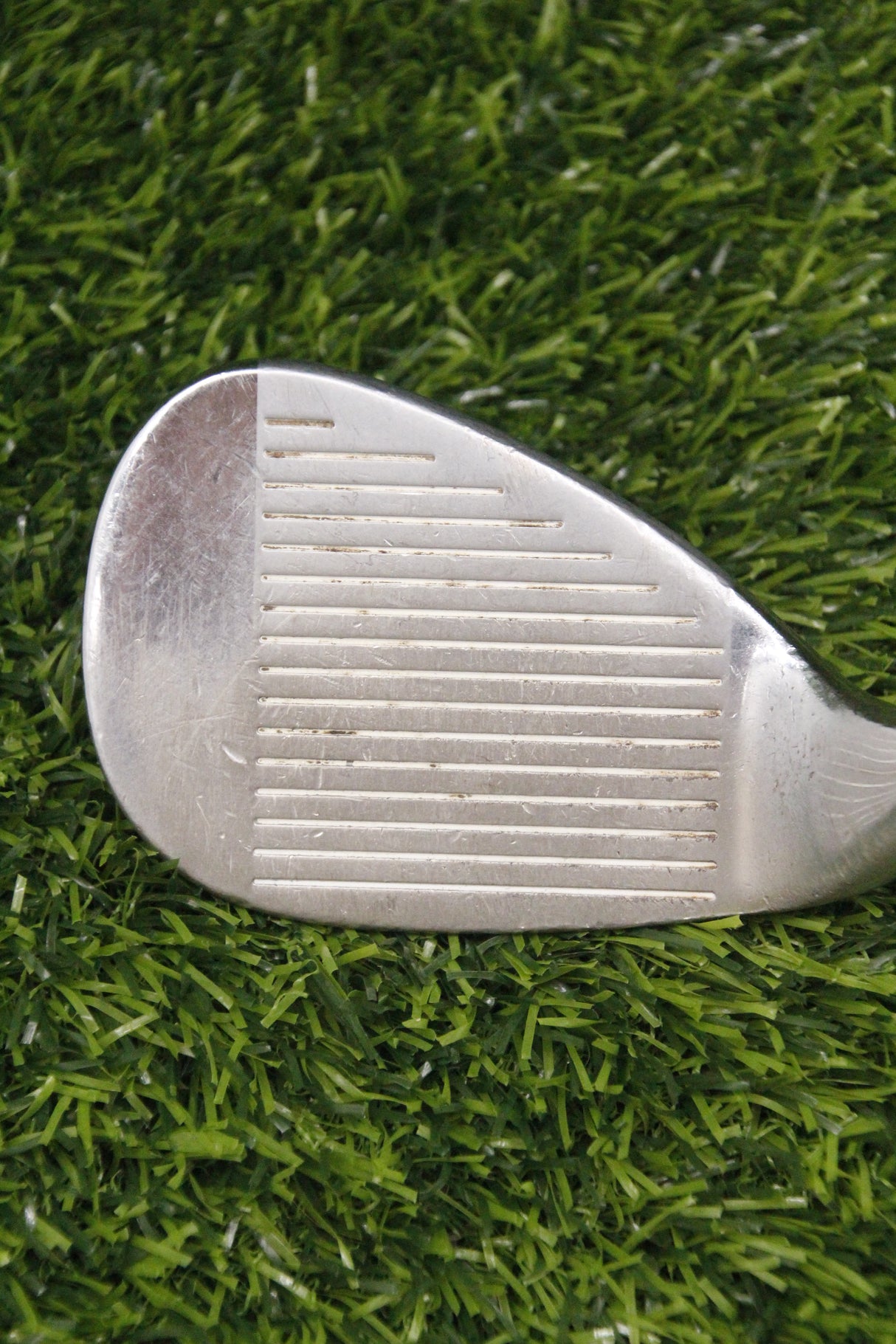Cleveland 588 RTG 56° SW Wedge Flex 35.5"