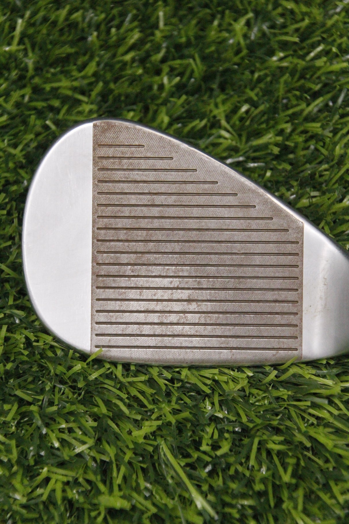 TaylorMade Milled Grind 4 Chrome 60° LW Wedge Flex 35"