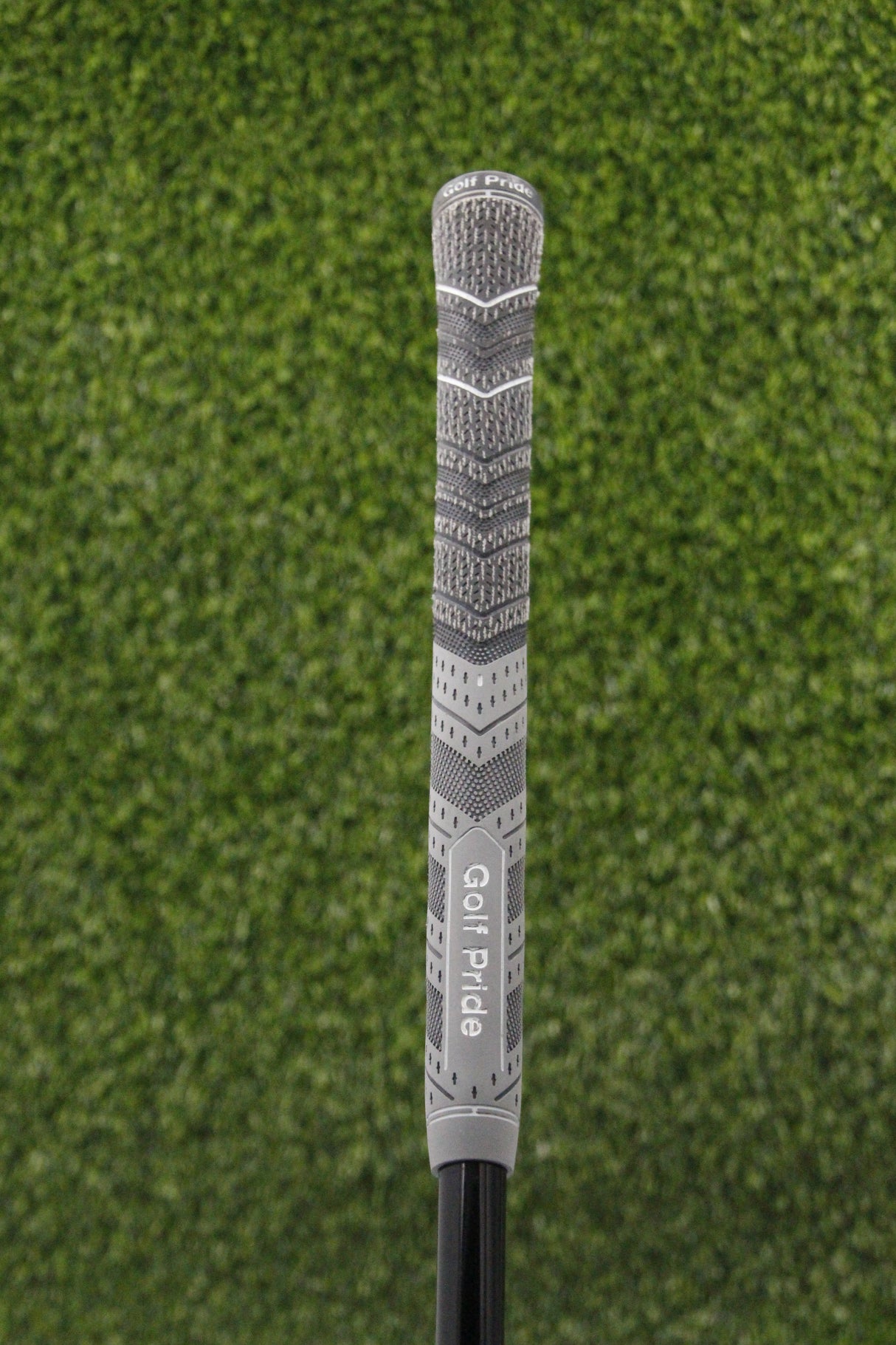 TaylorMade Sim Ti 15° 3 Wood R Flex 42" w/ HC