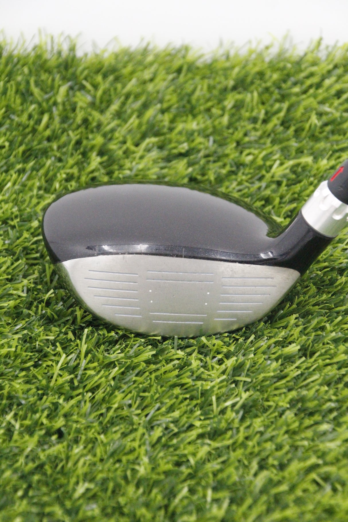 Nike Victory Red STR8-FIT 15° 3 Wood S Flex 42"