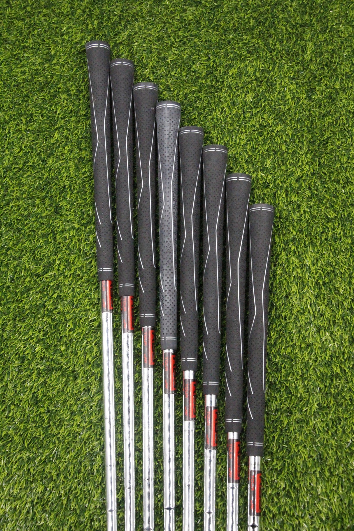 Lefty TaylorMade Rocketbladez Tour Iron Set 4-PW AW S Flex Std Length