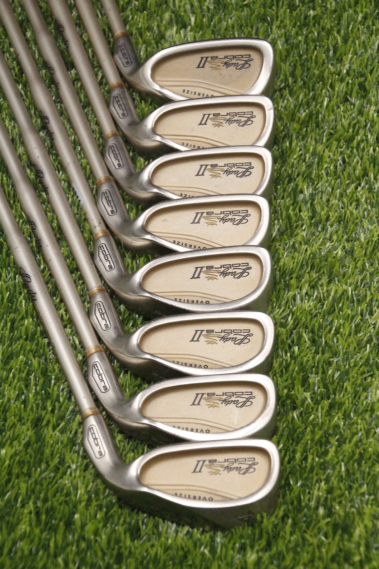 WOMEN Cobra Lady II Oversize Iron Set 4-PW SW L Flex -0.5"