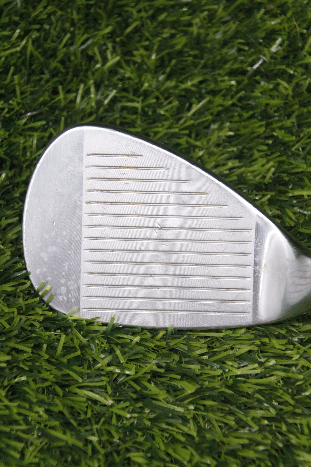 Titleist Vokey TVD Wedeworks Exclusive 56° SW Wedge Flex 35.5"