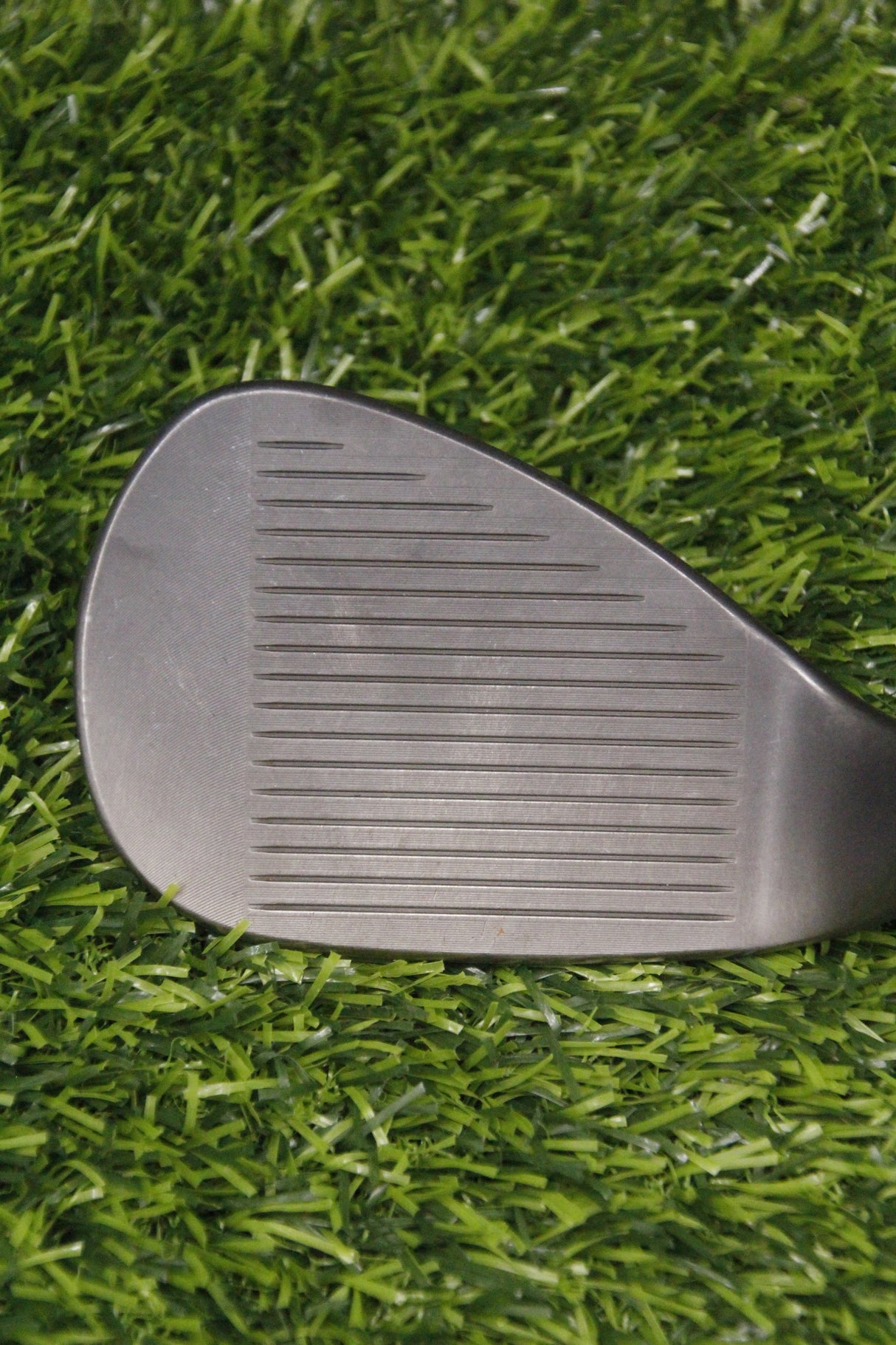 Titleist Vokey SM8 Jet Black 56° SW XS Flex 35.75"