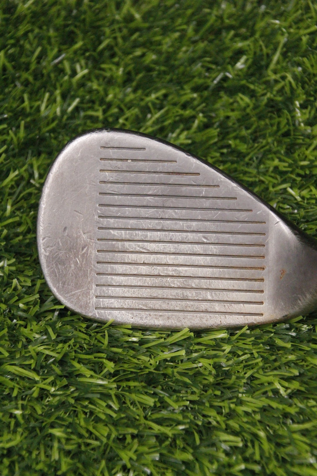 Cleveland CG10 Black Pearl 56° SW Wedge Flex 35.75"