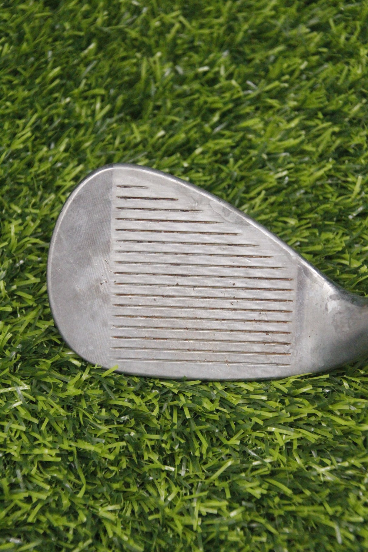 Titleist Vokey SM7 Tour Chrome 56° SW Wedge Flex 35.5"