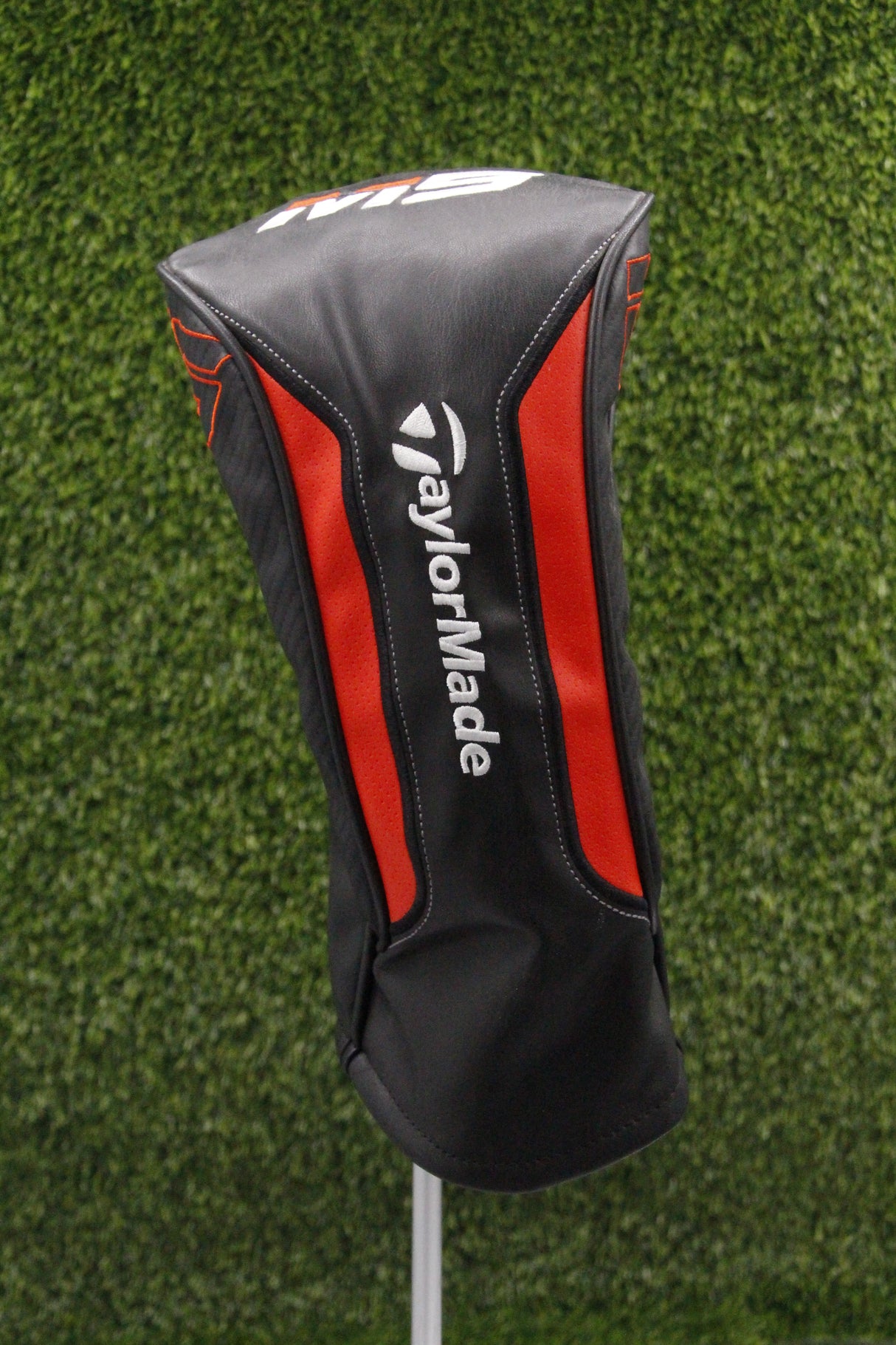 TaylorMade M5 10.5° Driver R Flex 46" w/ HC