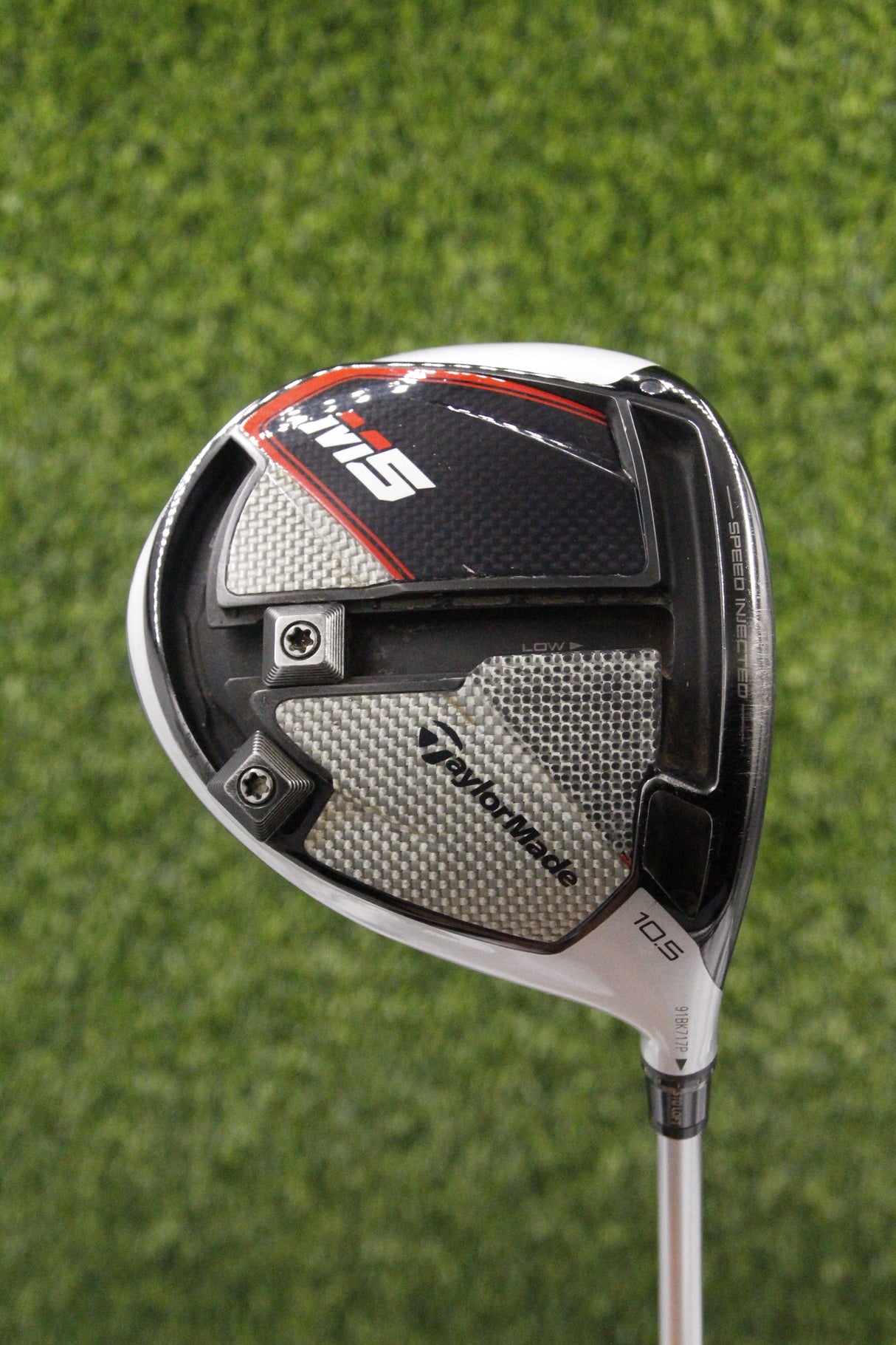 TaylorMade M5 10.5° Driver R Flex 46" w/ HC