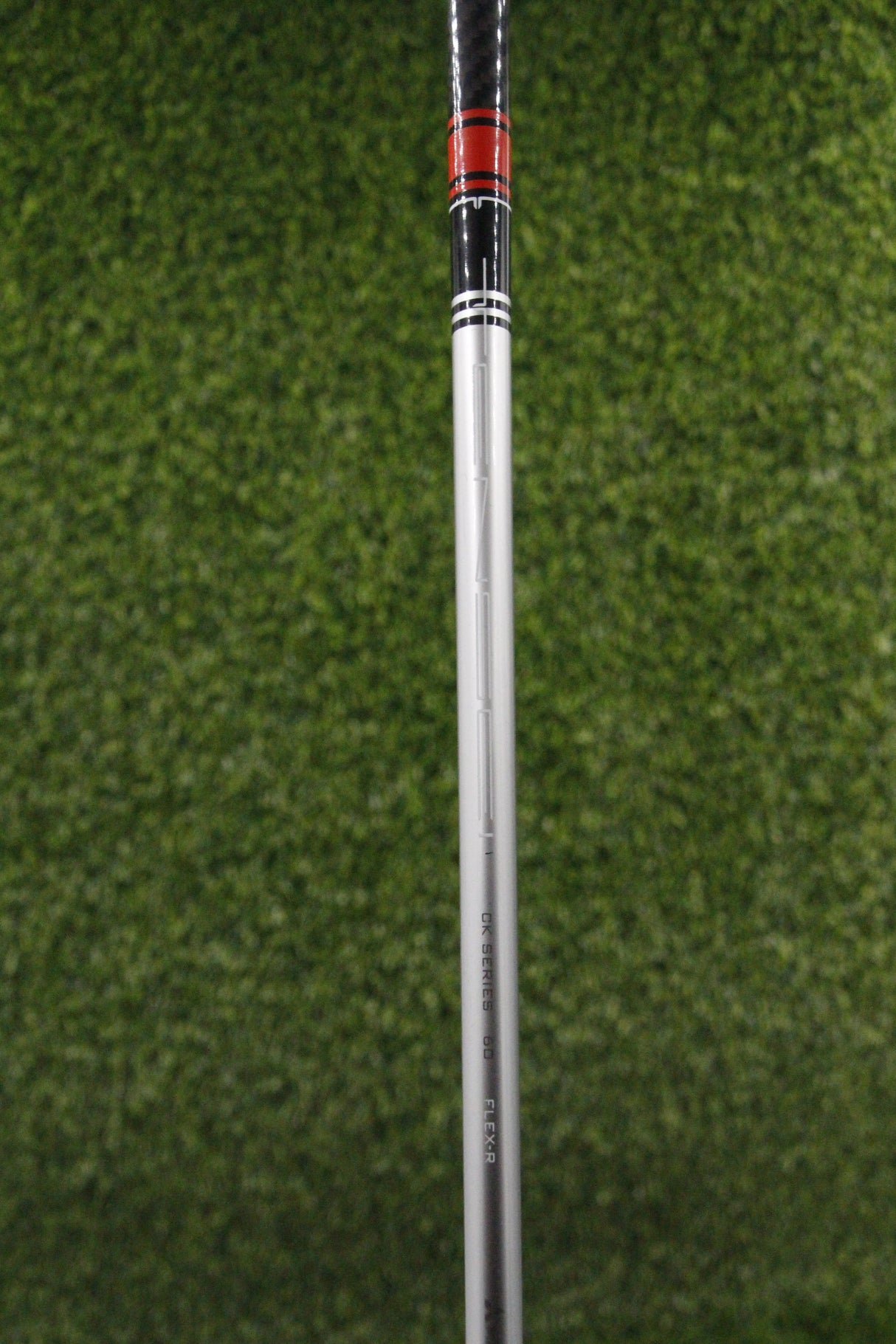 TaylorMade M5 10.5° Driver R Flex 46" w/ HC