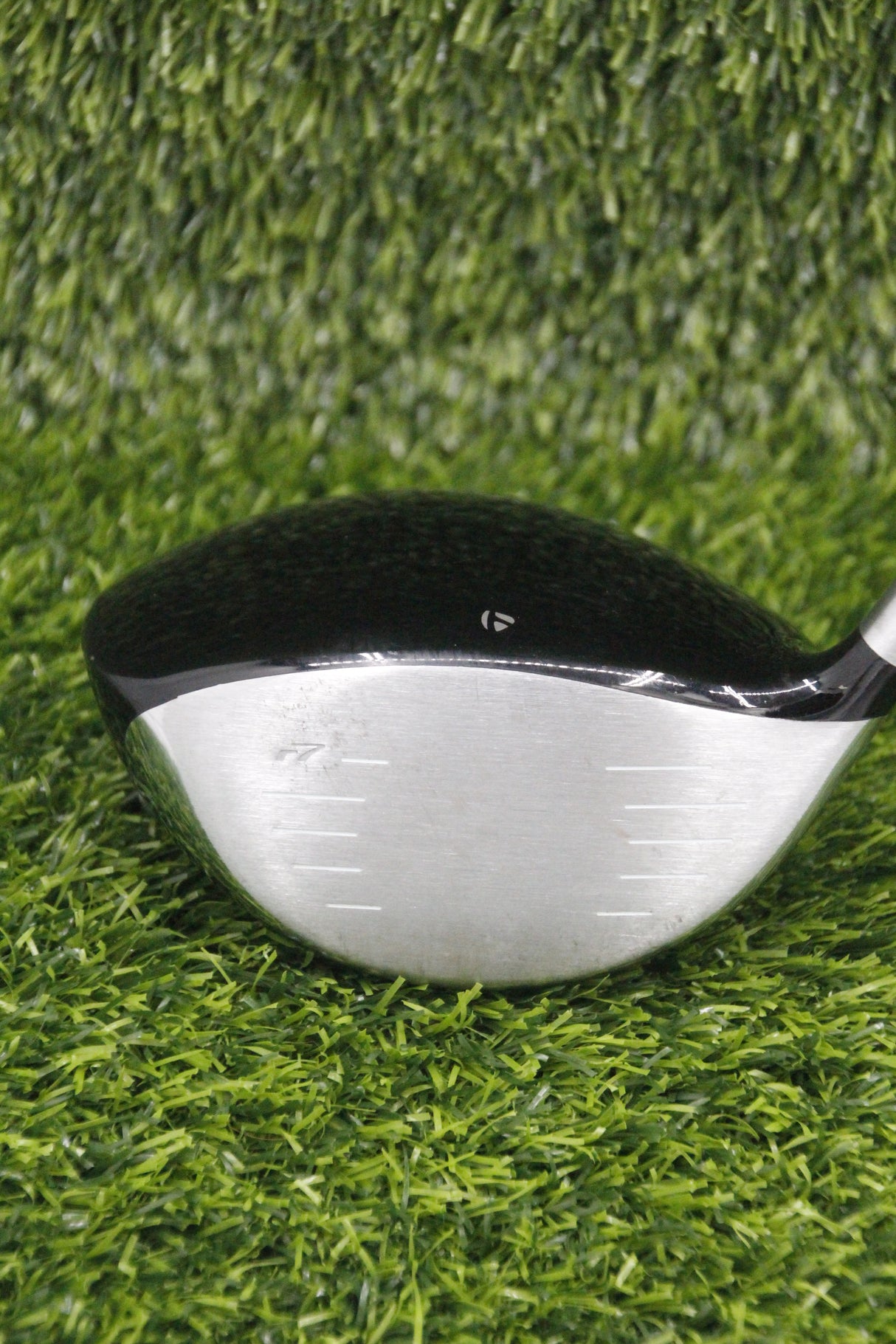 TaylorMade r7 Limited 10.5° Driver R Flex 45.5"