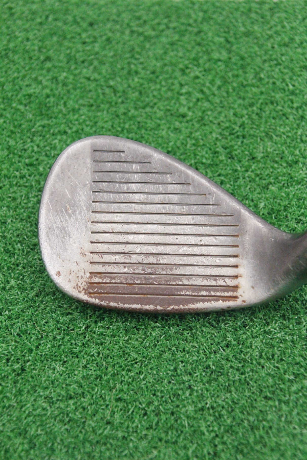 Cleveland CG10 Black Pearl 56° SW Wedge Flex 35.5"