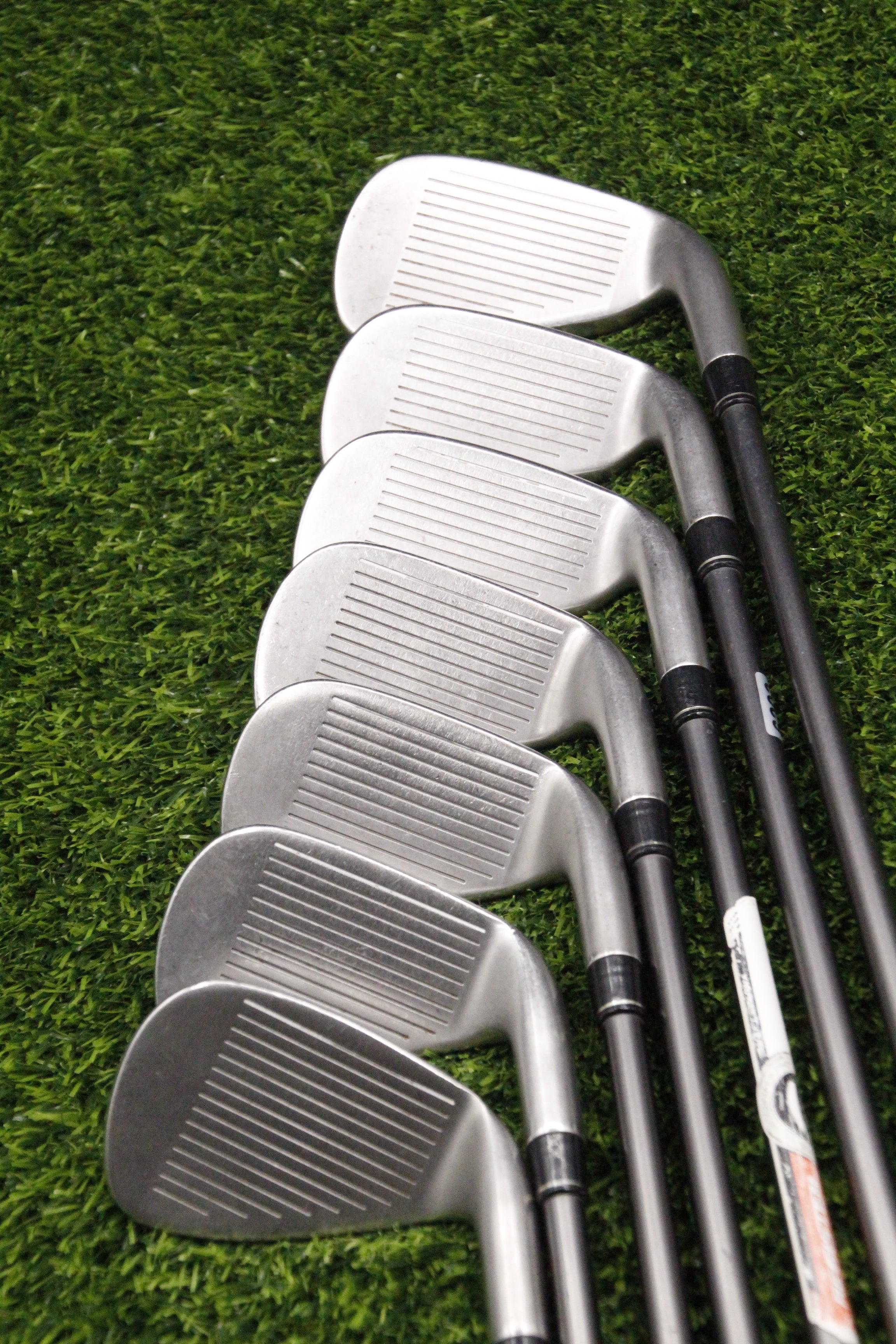 Lefty TaylorMade RocketBallz Iron Set 5-PW AW R Flex -0.25"