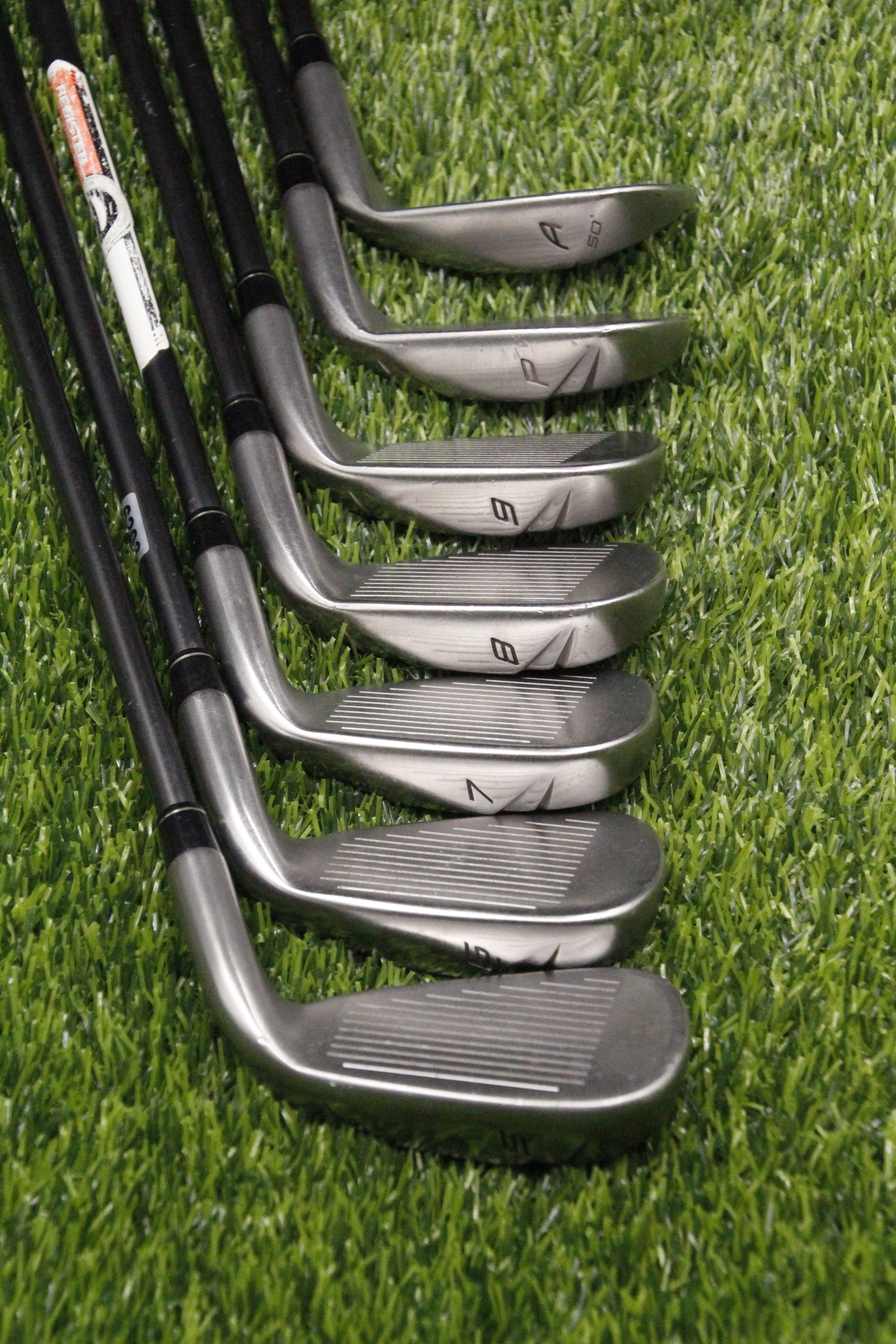 Lefty TaylorMade RocketBallz Iron Set 5-PW AW R Flex -0.25"