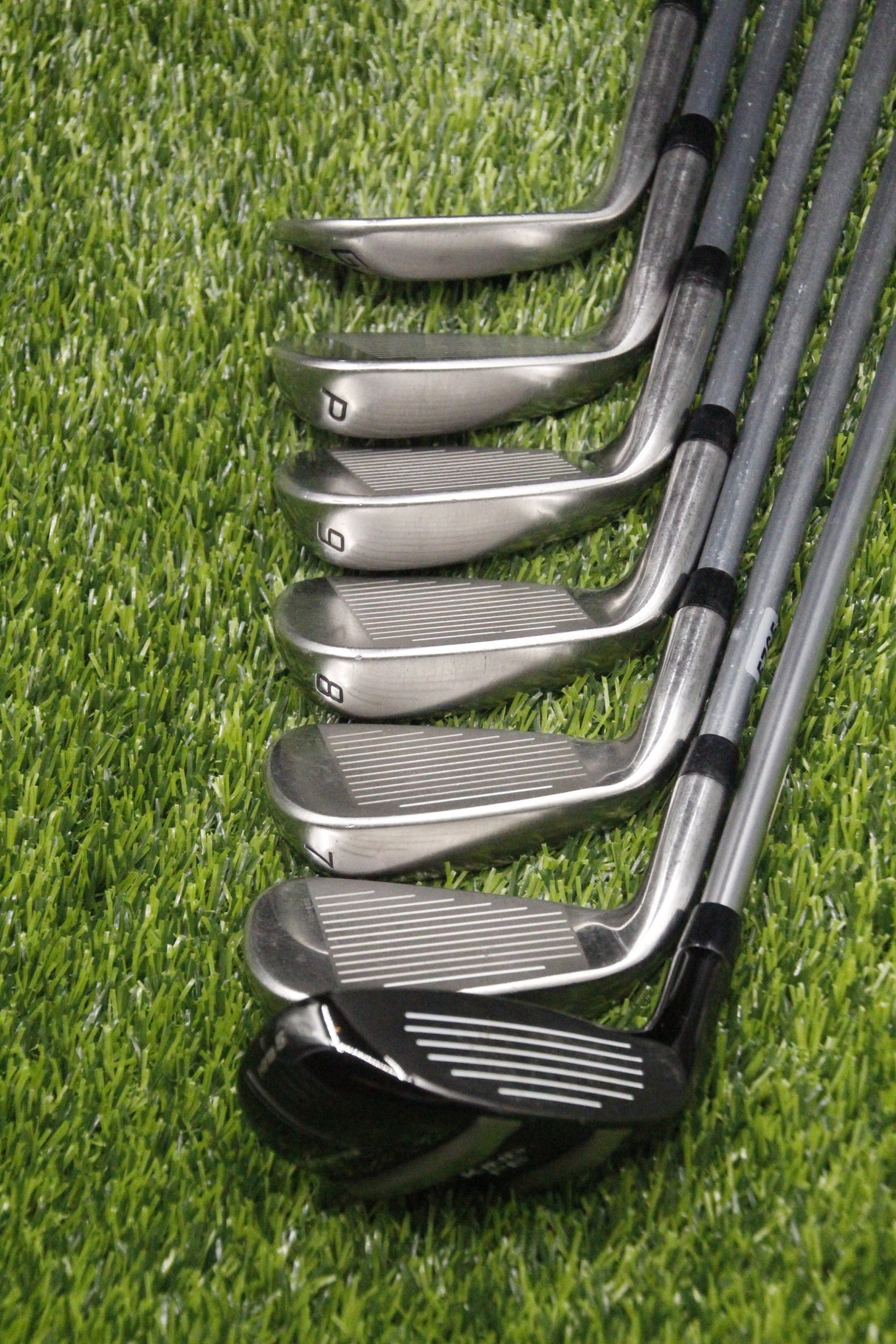 Cobra King F8 One Length Iron Set 5H 6-PW GW SR Flex 37"