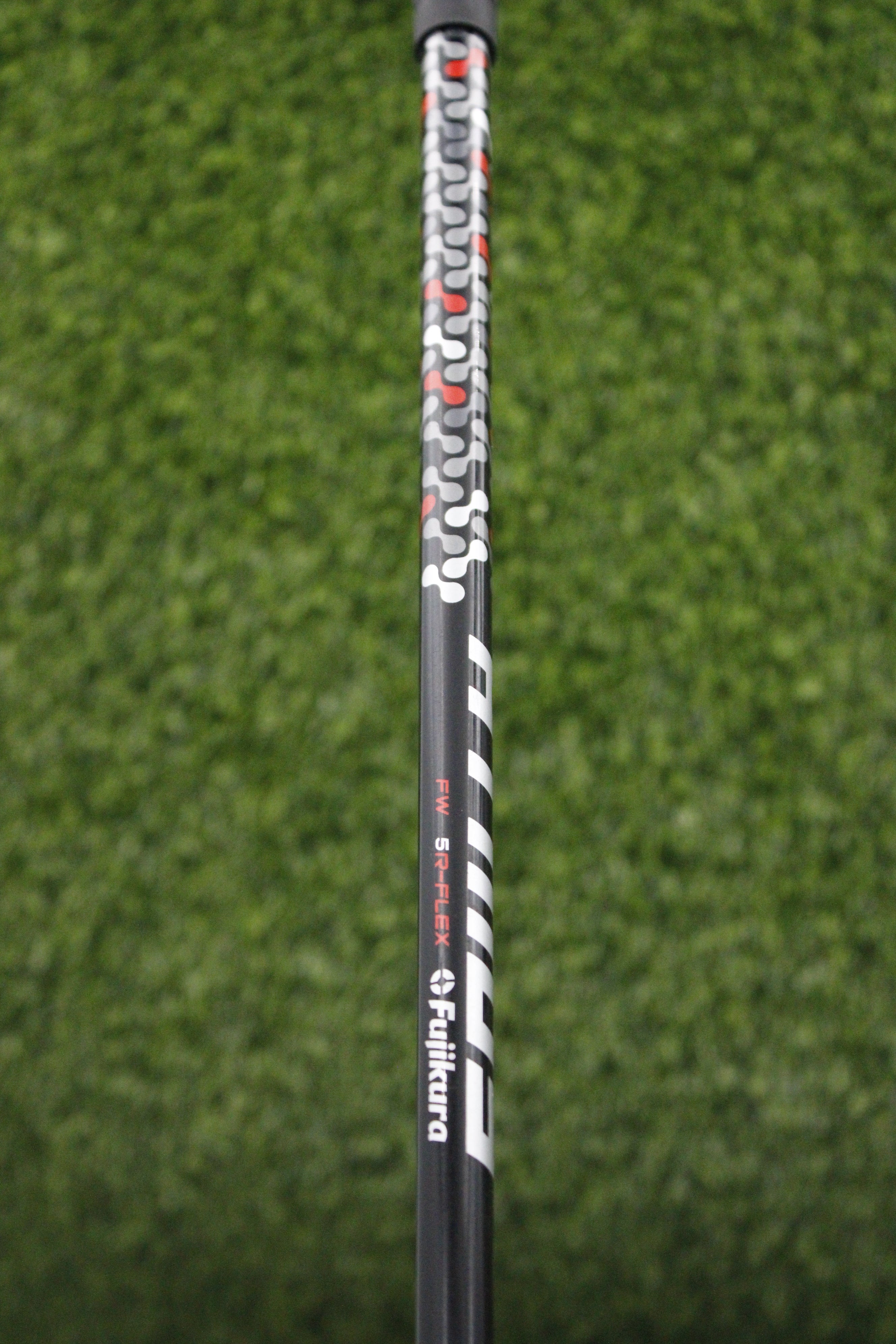 TaylorMade M6 18° 5 Wood R Flex 42"