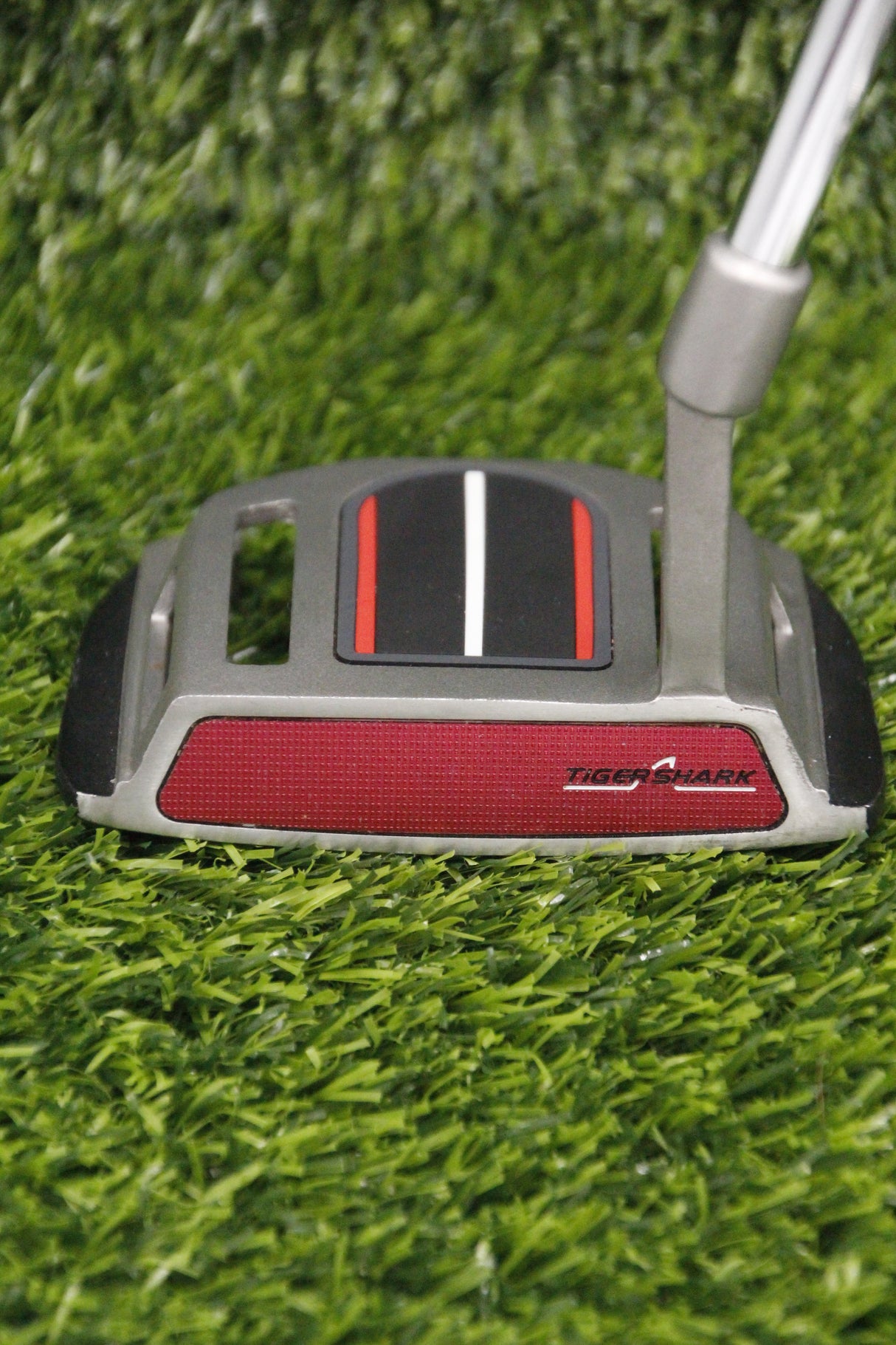 Tiger Shark Green Speed VS-6 Putter 35.5" w/ HC