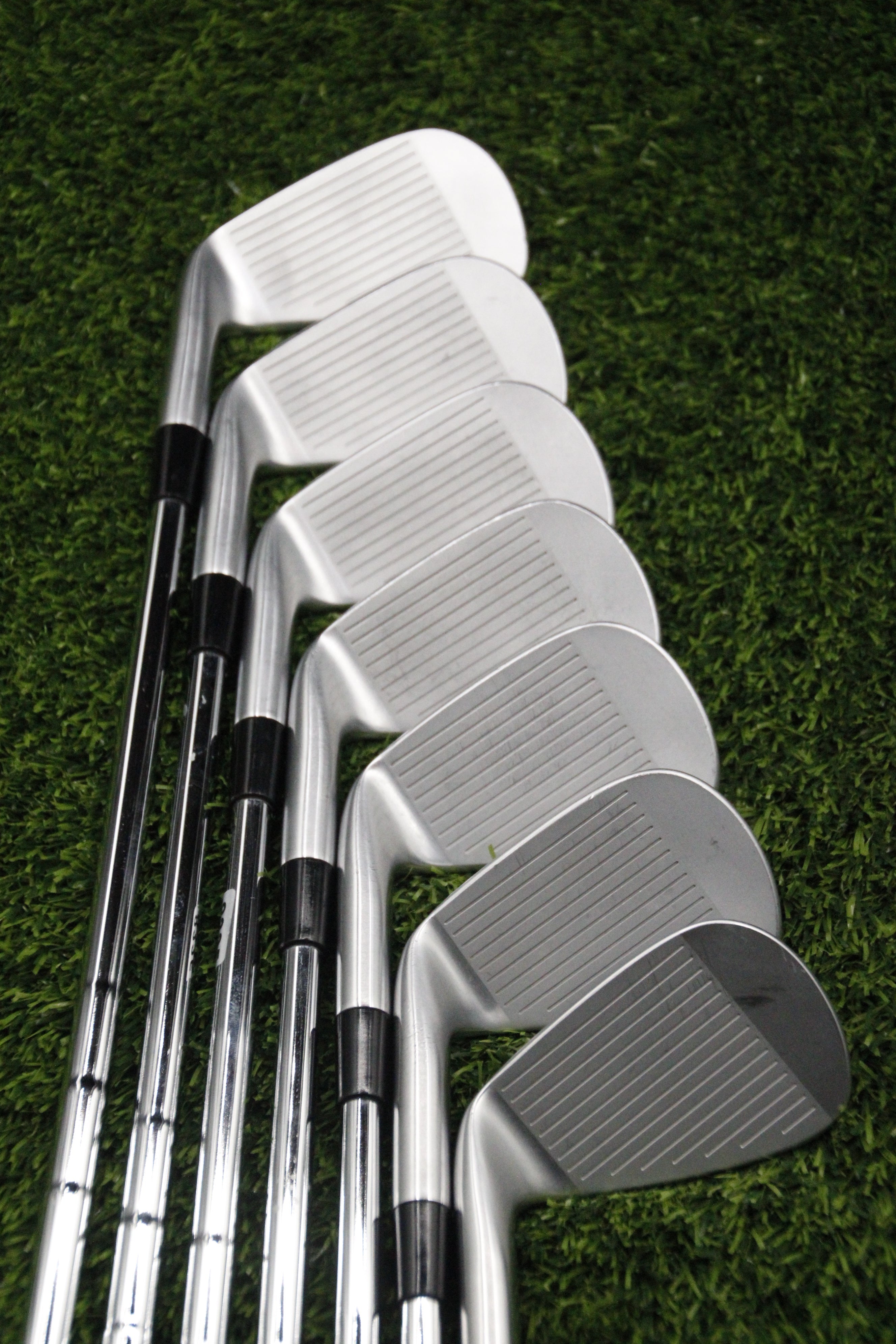 TaylorMade 2024 P7CB Iron Set 5-PW AW XS Flex Std Length