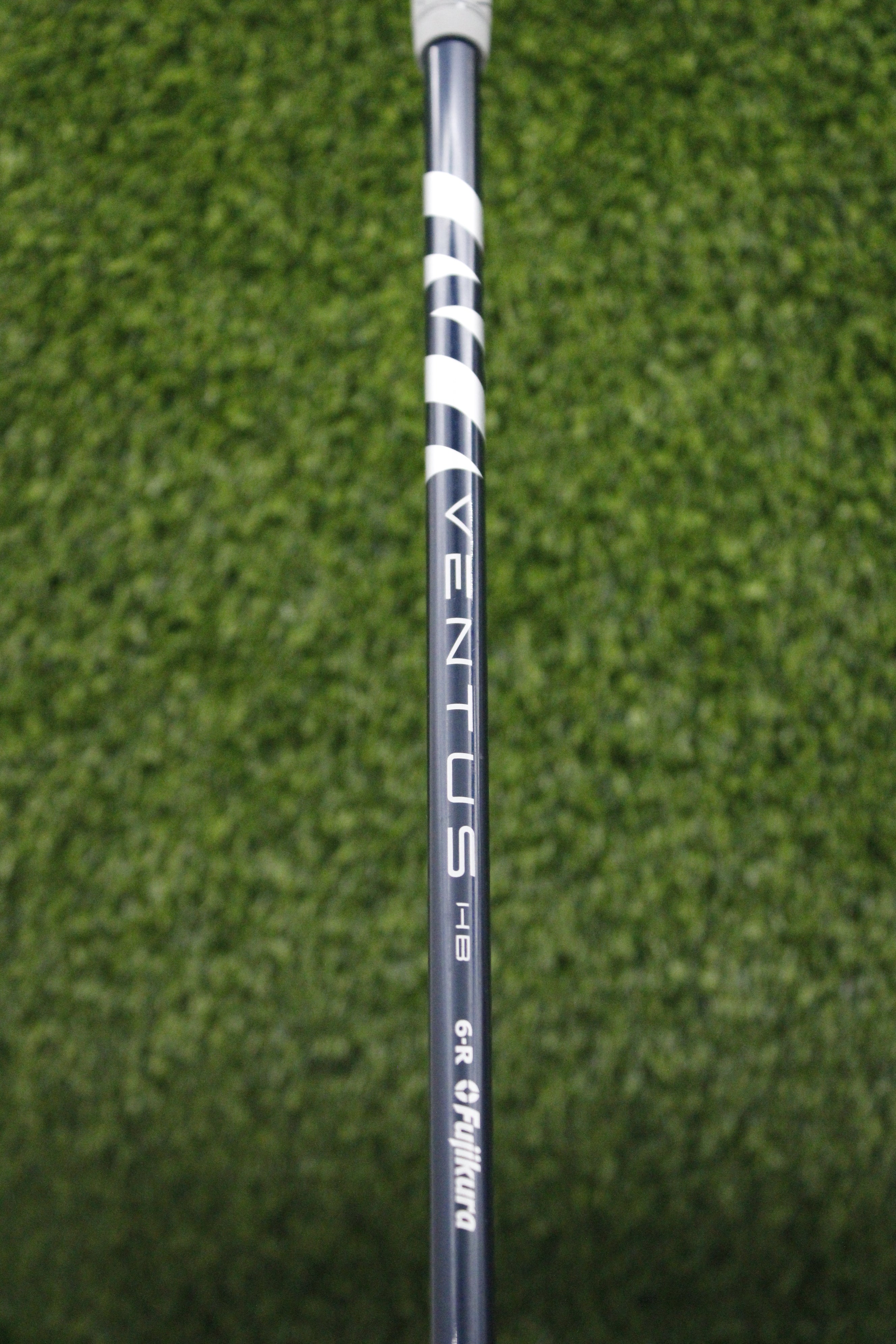 TaylorMade Stealth 2 Rescue w/ VeloCore 25° 5 Hybrid R Flex 40"