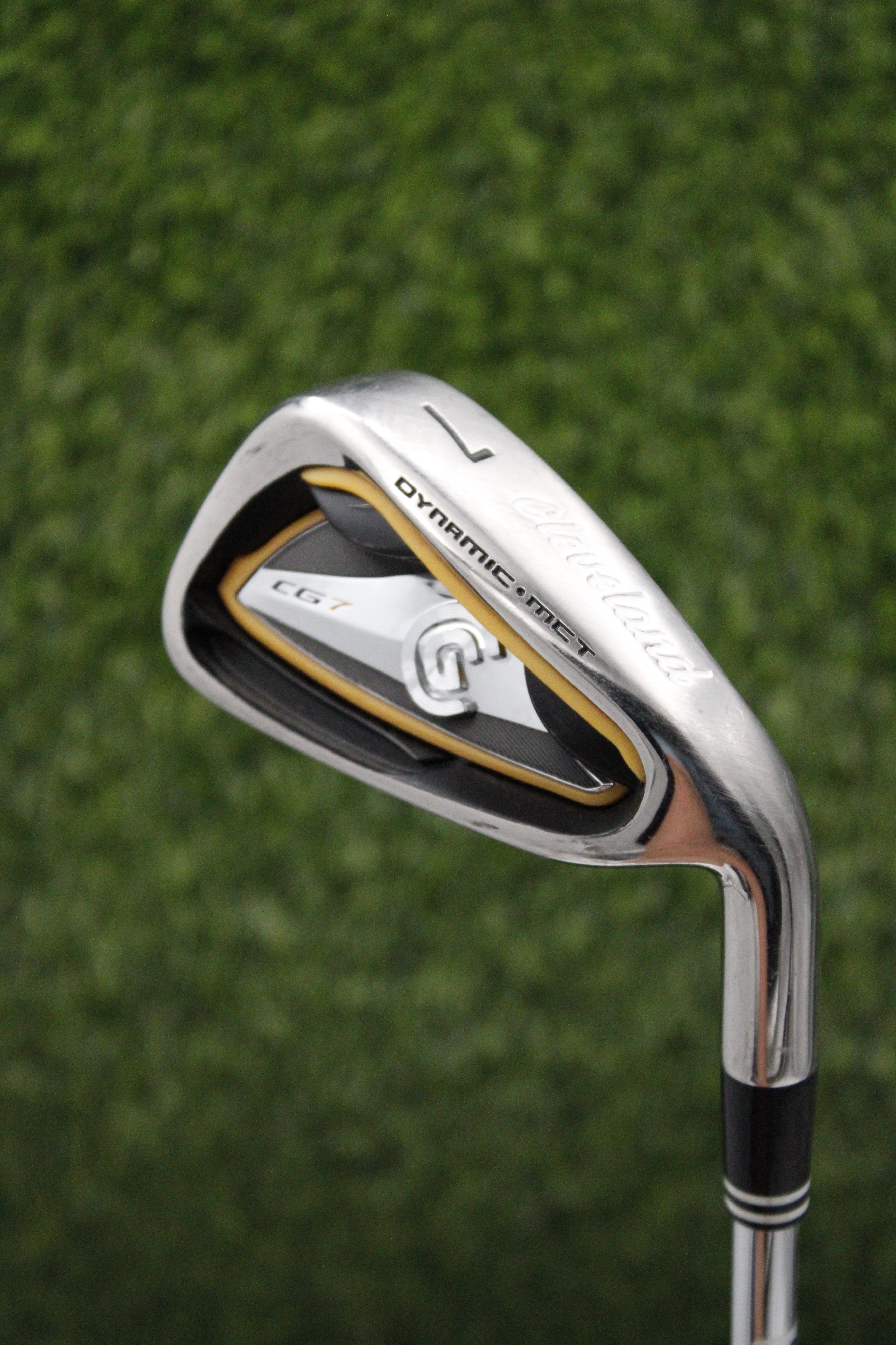 Cleveland CG7 7 Iron R Flex 37"