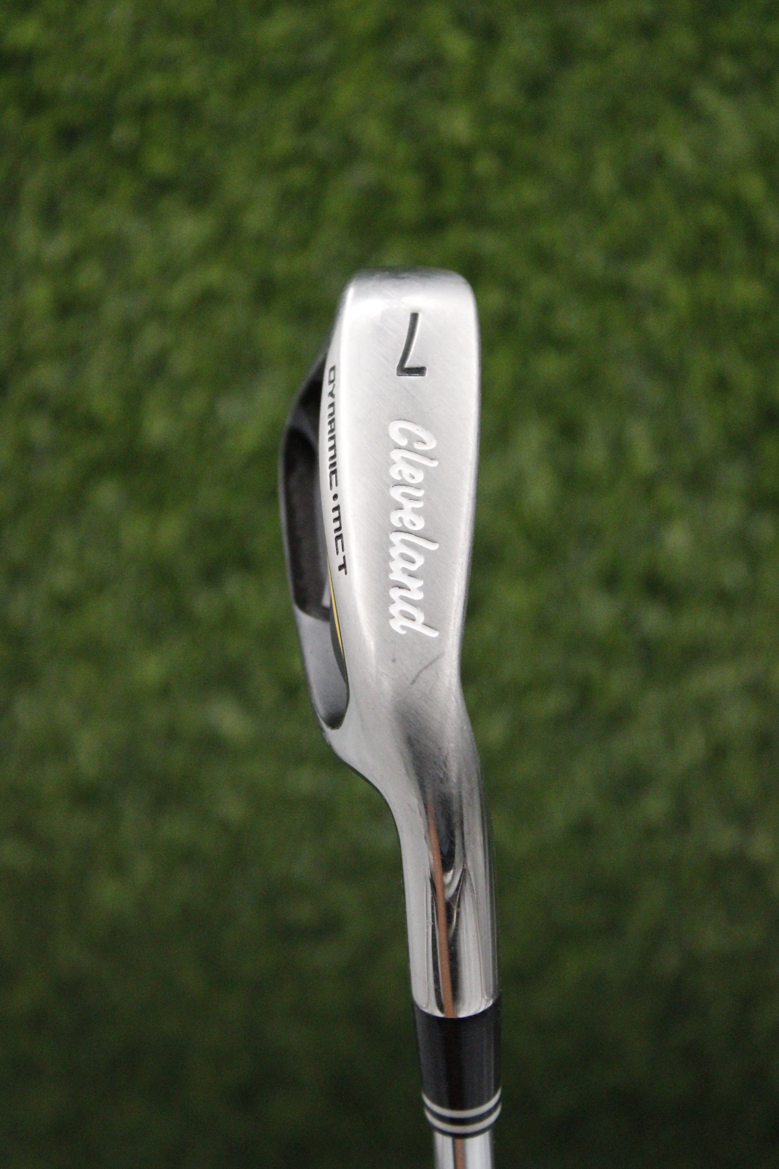Cleveland CG7 7 Iron R Flex 37"