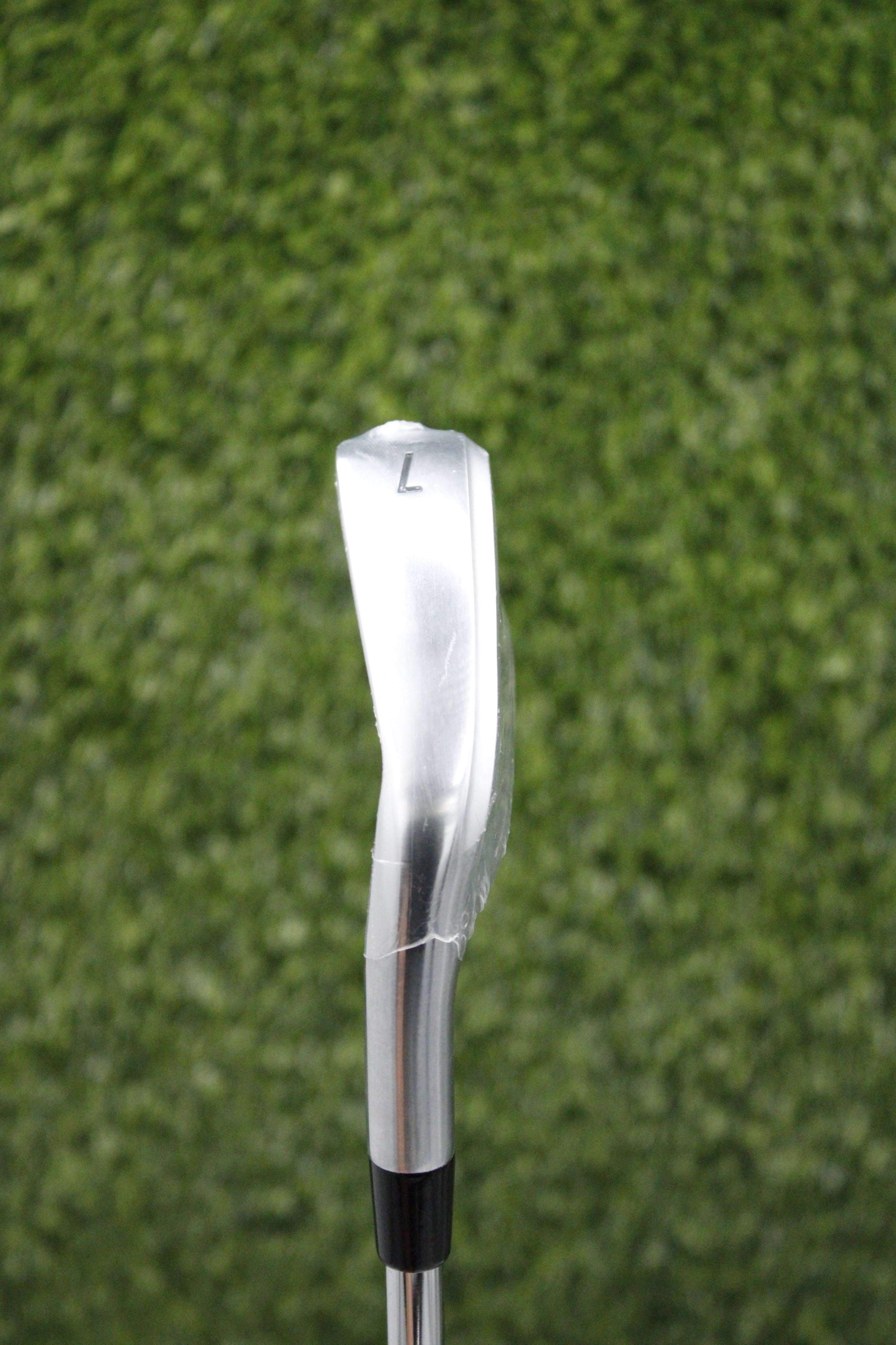 NEW Lefty Callaway Quantam Max 7 Iron R Flex 37"