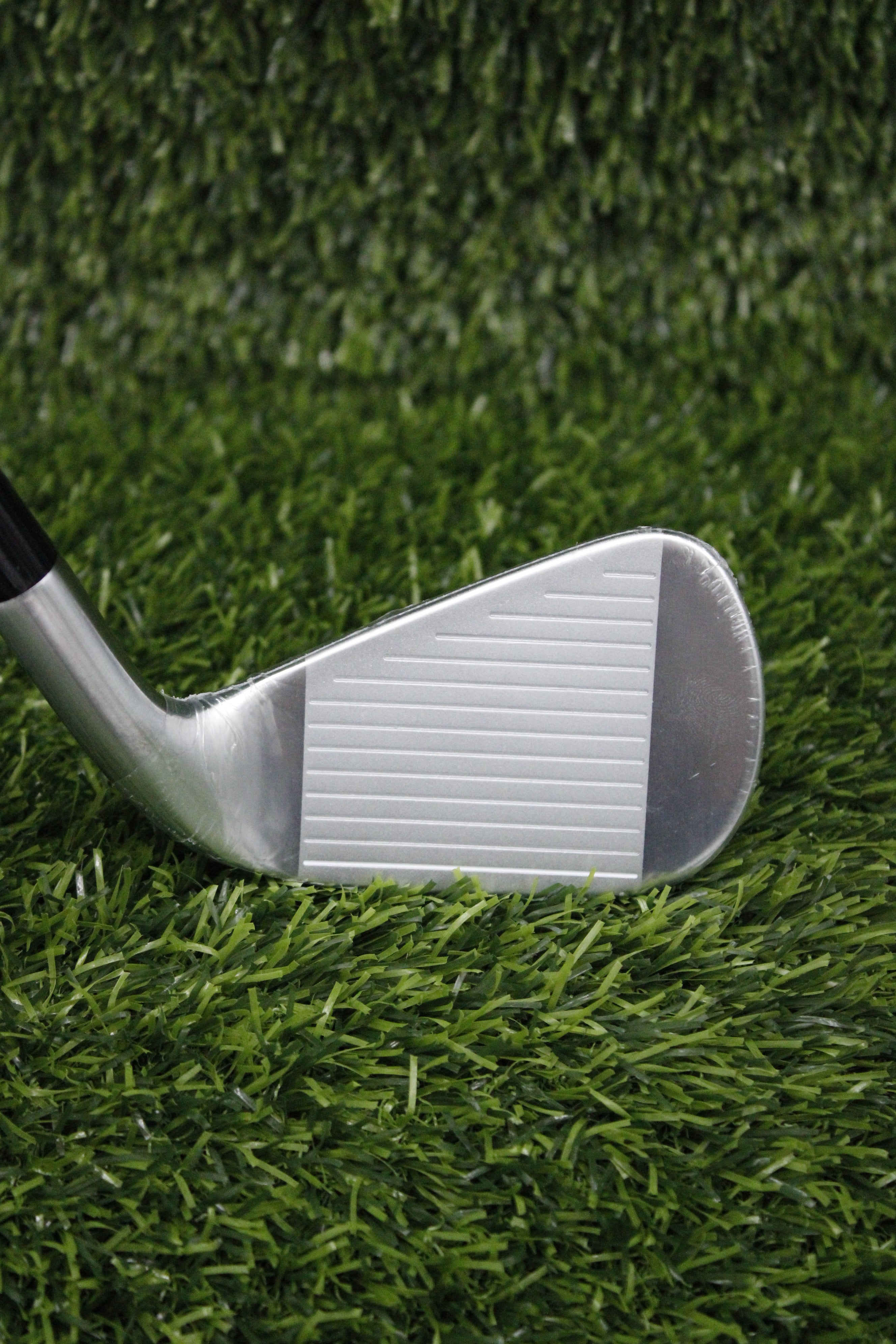 NEW Lefty Callaway Quantam Max 7 Iron R Flex 37"