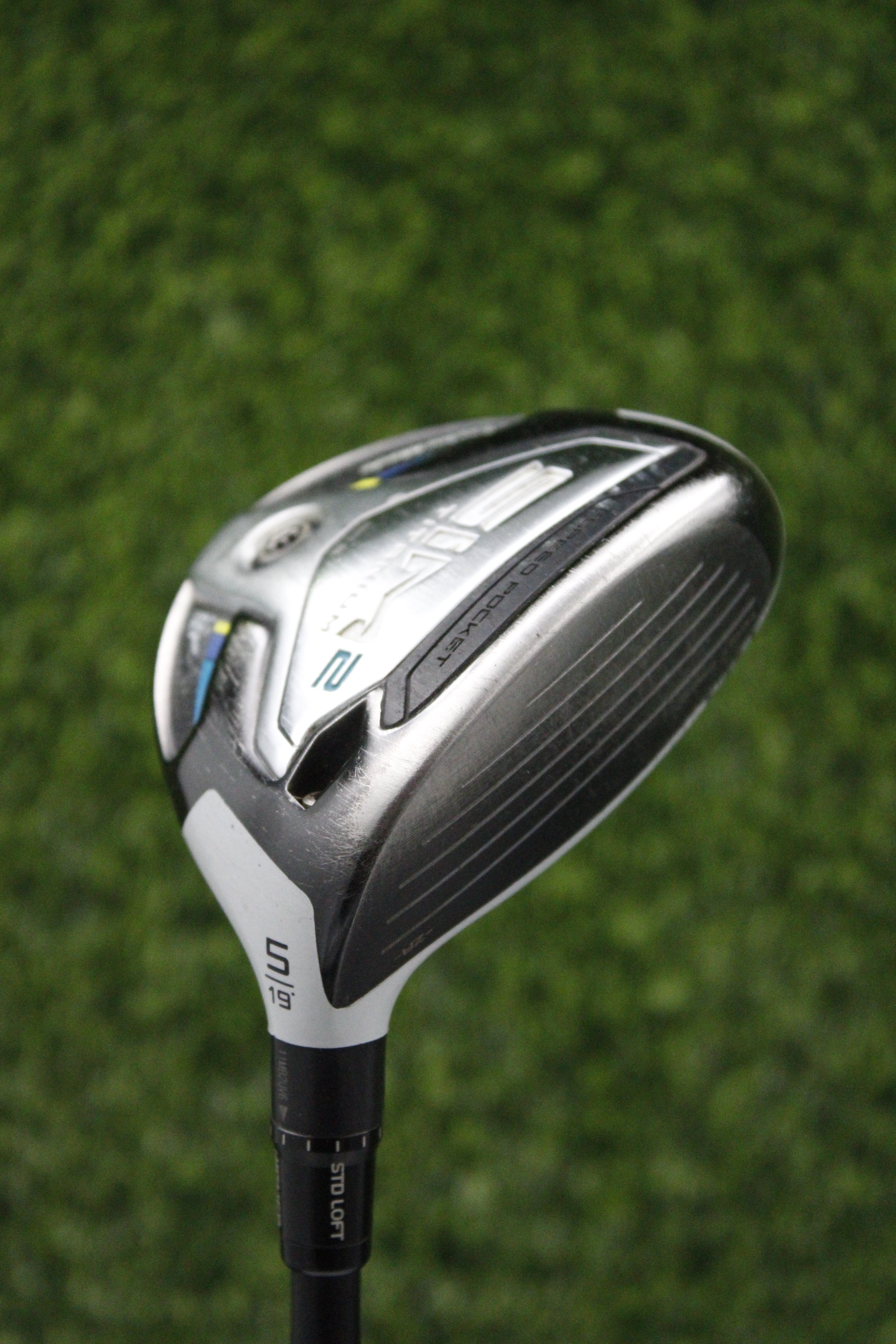 TaylorMade Sim2 Ti 19° 5 Wood R Flex 42"