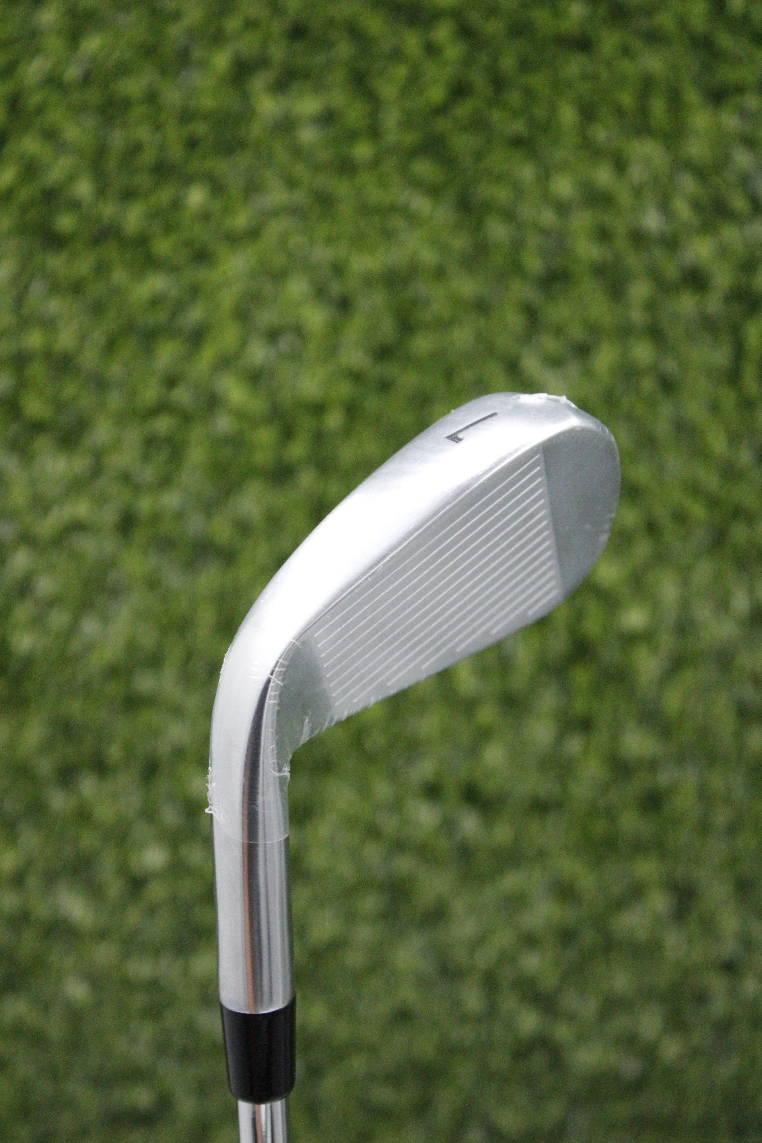 NEW Callaway Quantam Max 7 Iron R Flex 37.25"