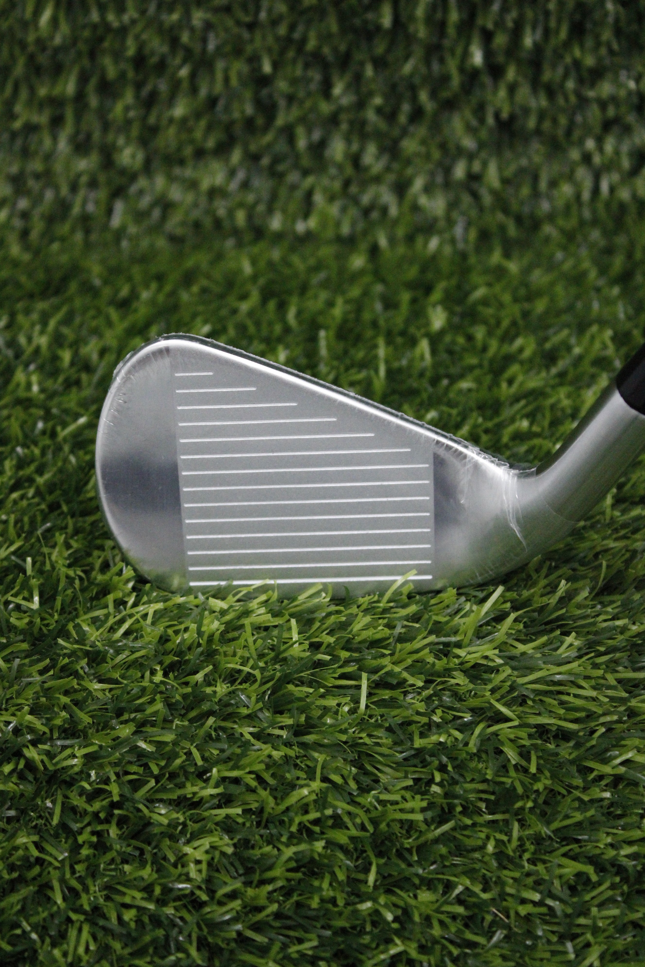 NEW Callaway Quantam Max 7 Iron R Flex 37.25"