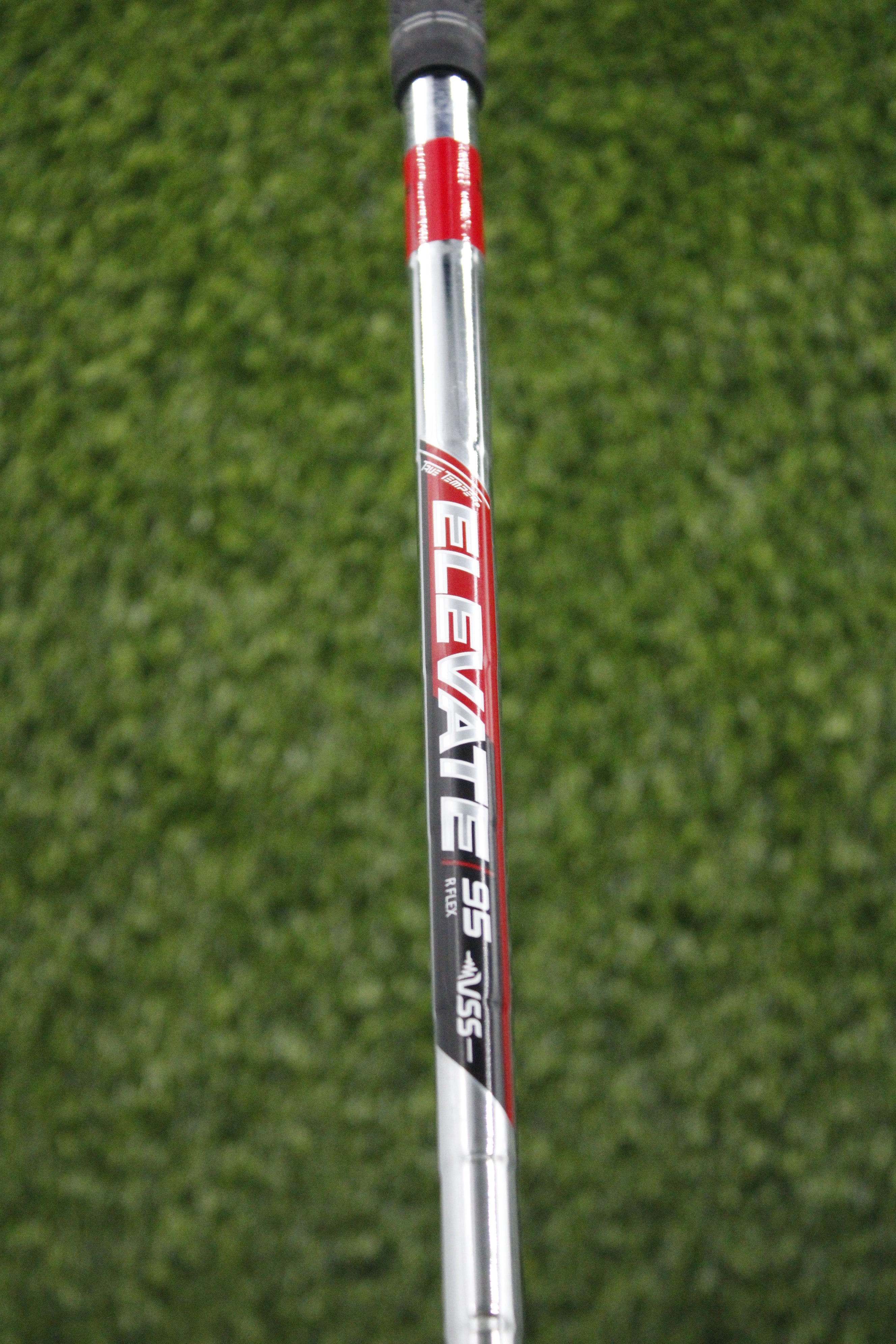 Callaway Rogue X DEMO 7 Iron R Flex 37"