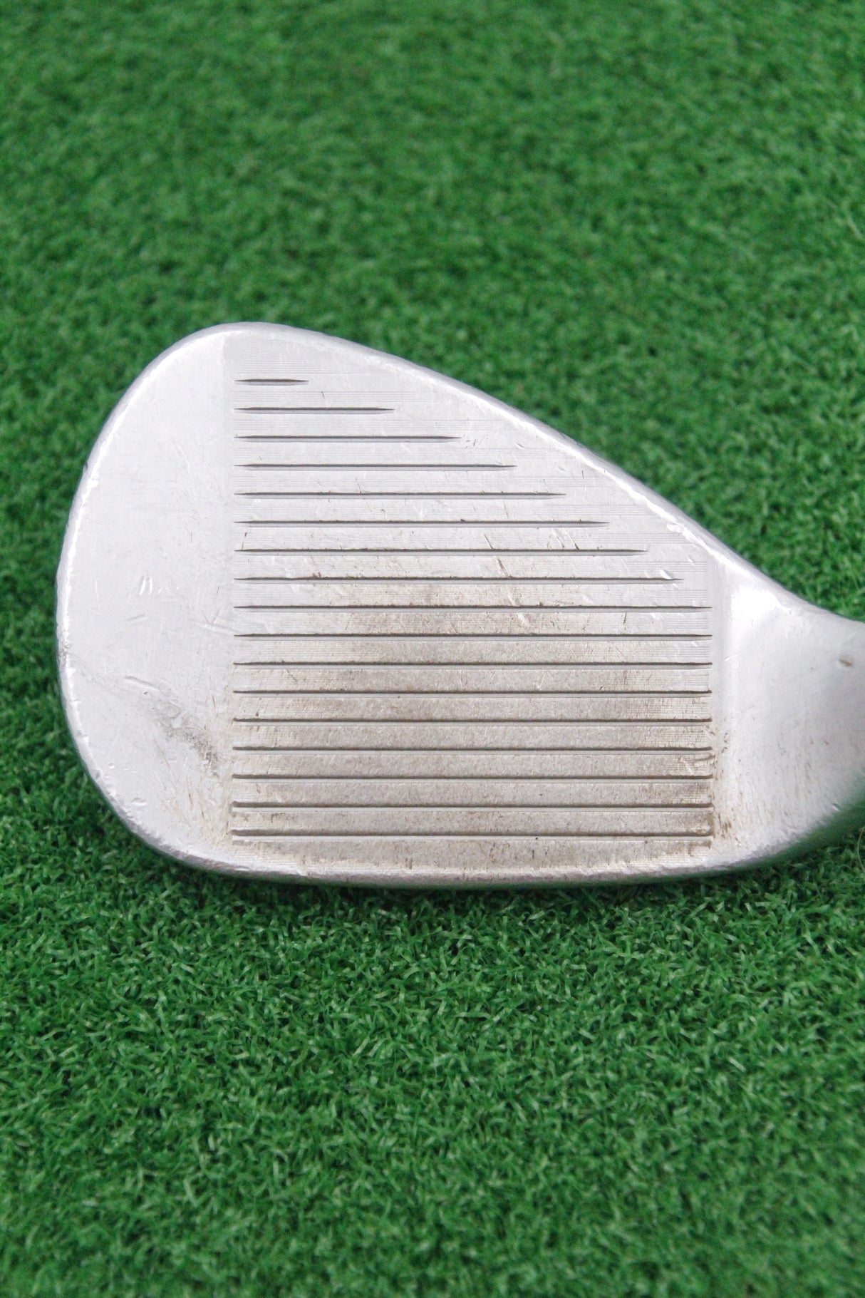 Titleist Vokey SM9 Tour Chrome 56° SW Wedge Flex 36.5"