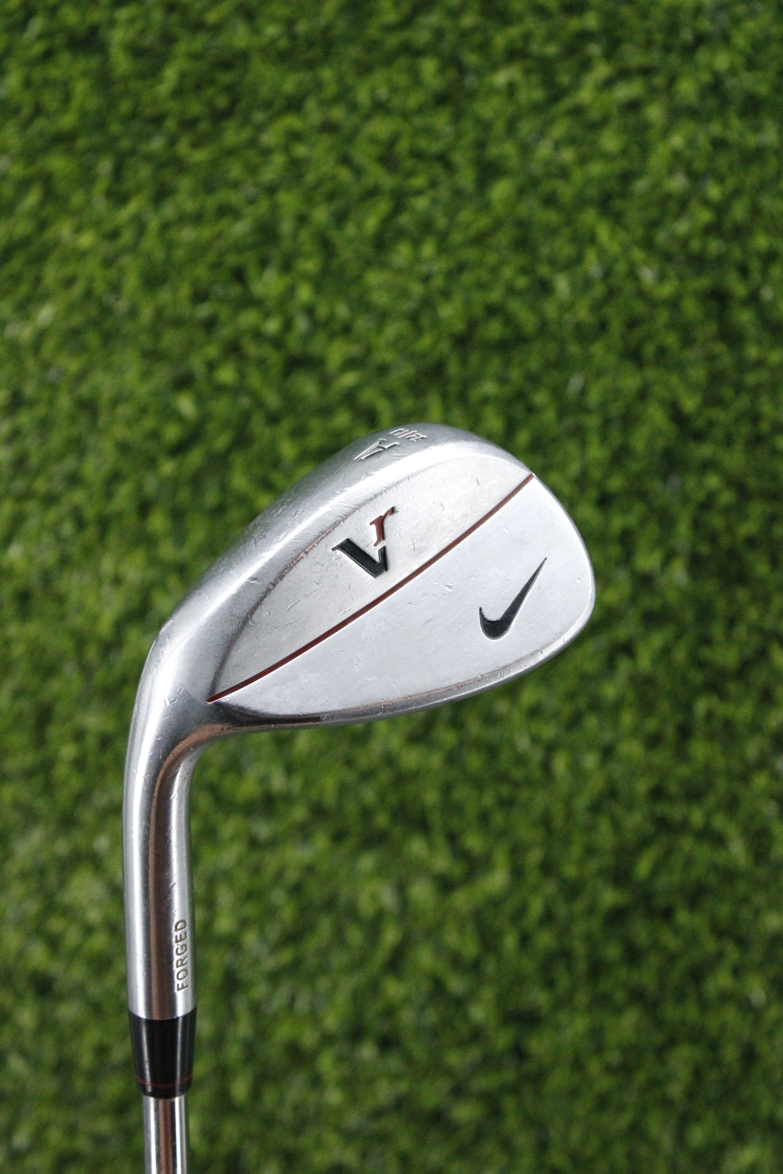 Lefty Nike Victory Red Forged Chrome 52° AW R Flex 35"