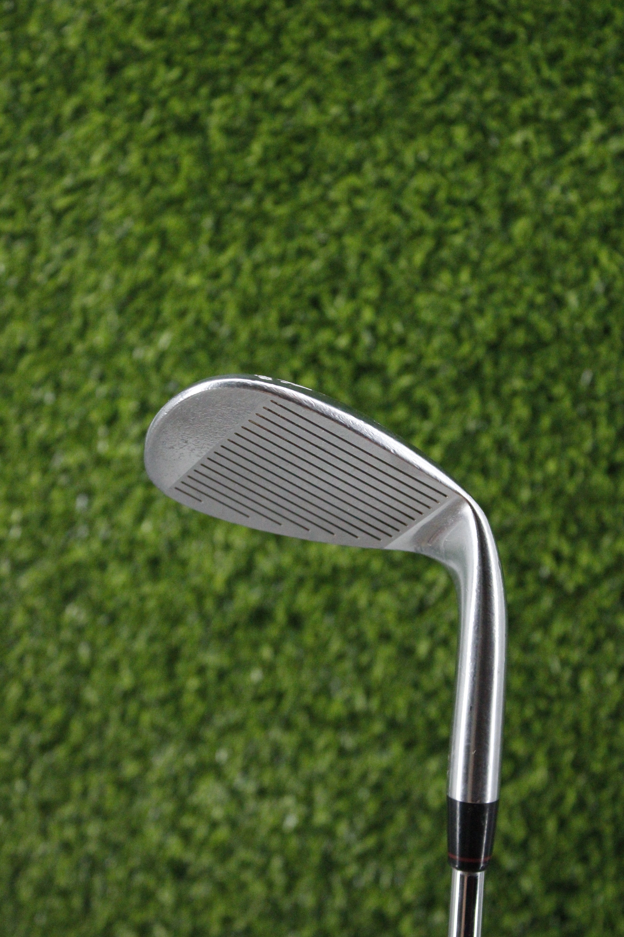 Lefty Nike Victory Red Forged Chrome 52° AW R Flex 35"
