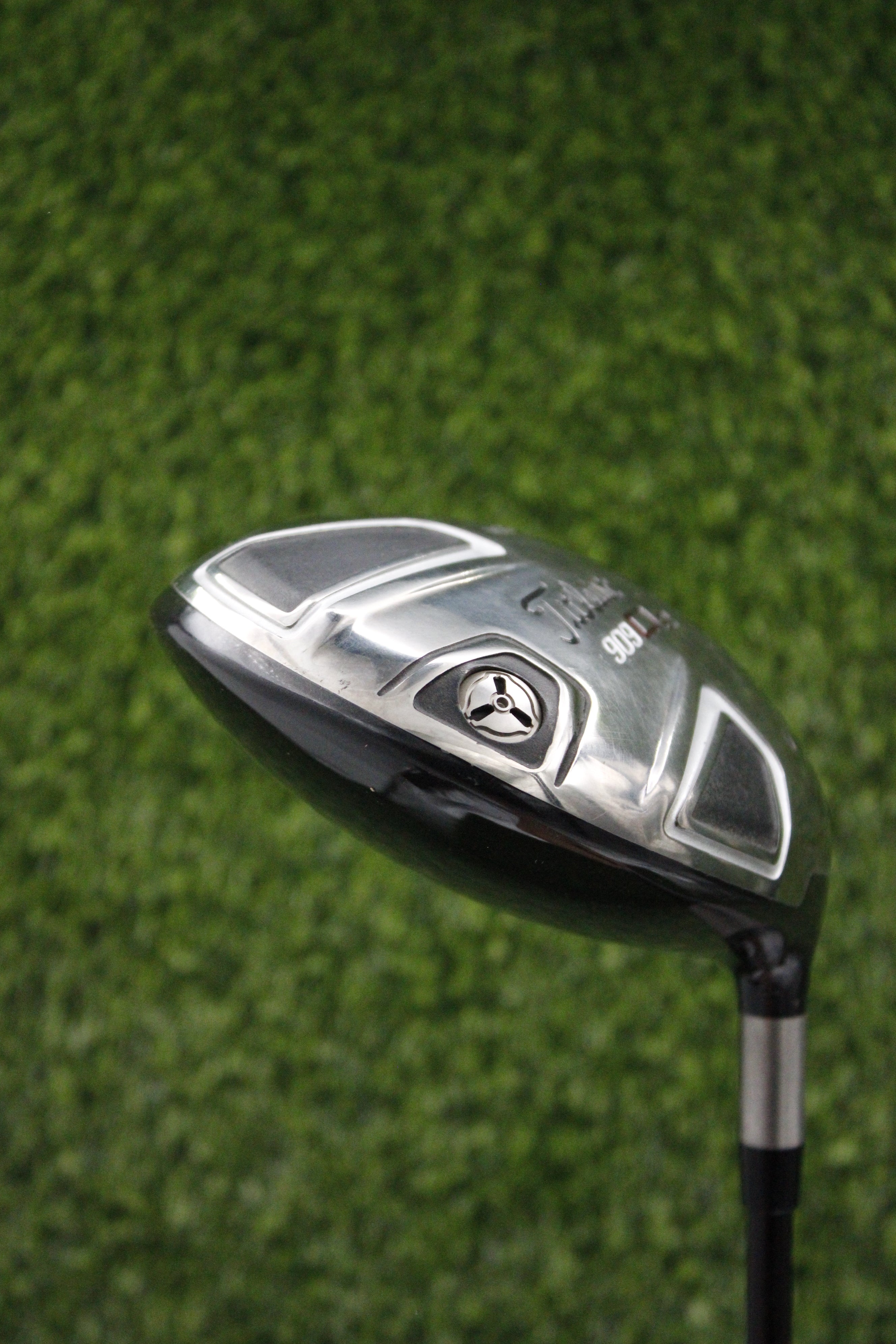 Titleist 909 D2 10.5° Driver S Flex 44.75" w/ HC