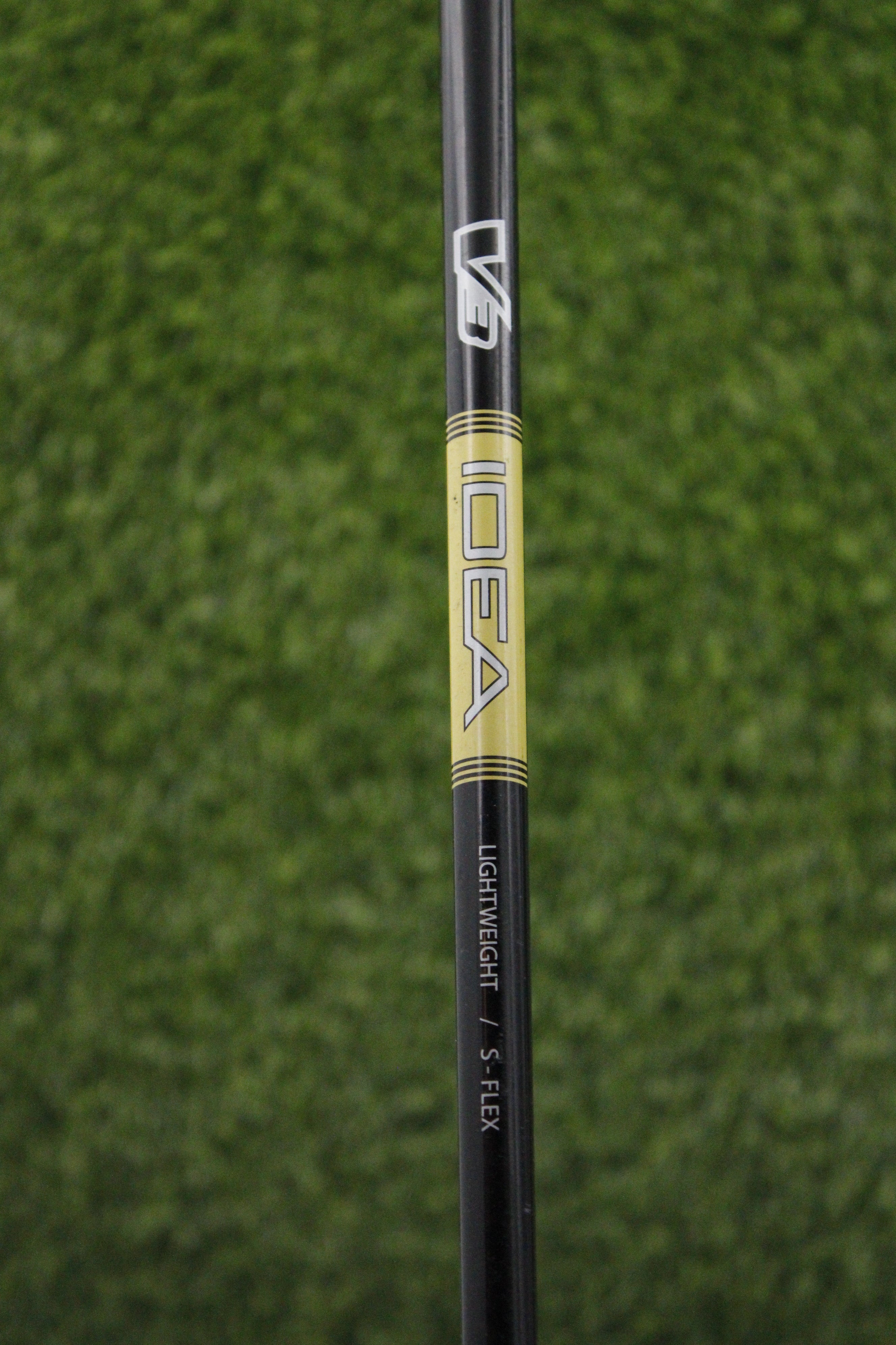 Adams Idea Tech V3 4 Hybrid S Flex 40"